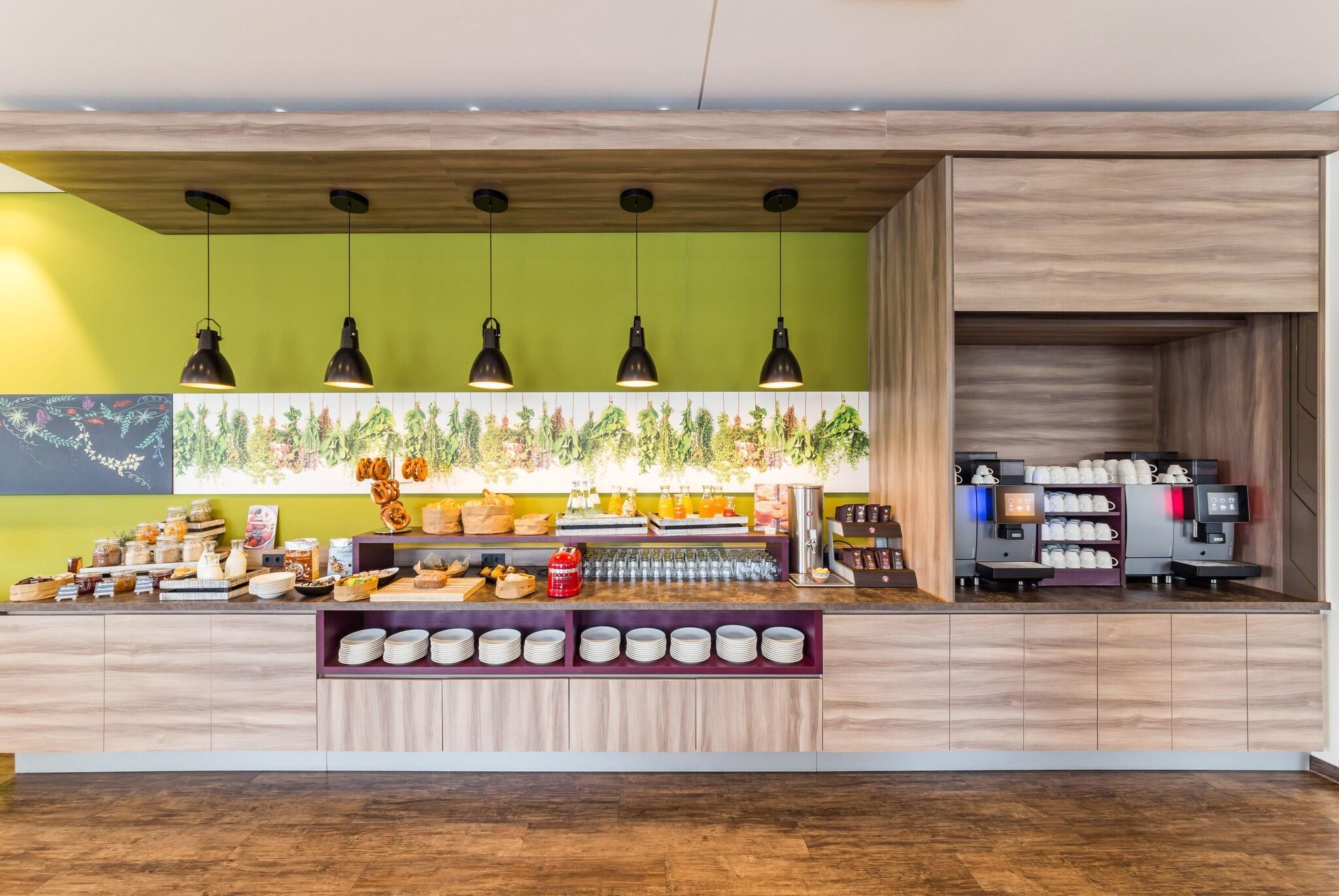 Restaurant Park Inn by Radisson Neumarkt