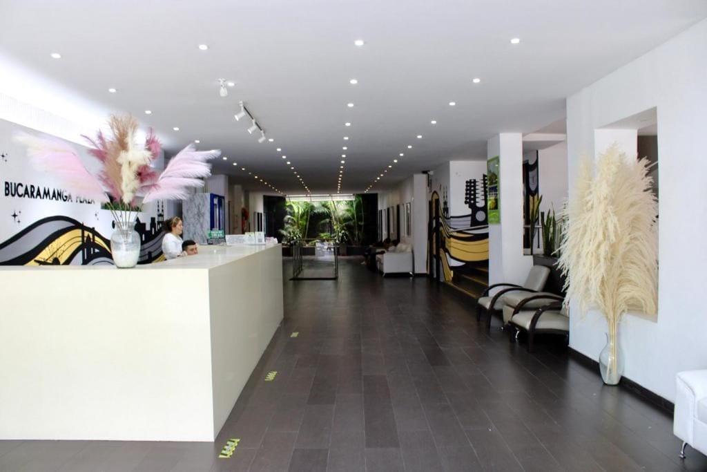 Vista Lobby hotel bucaramanga plaza