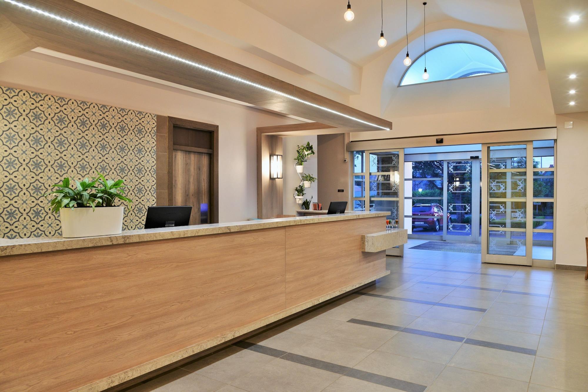 Vista Lobby Town Lodge Menlo Park