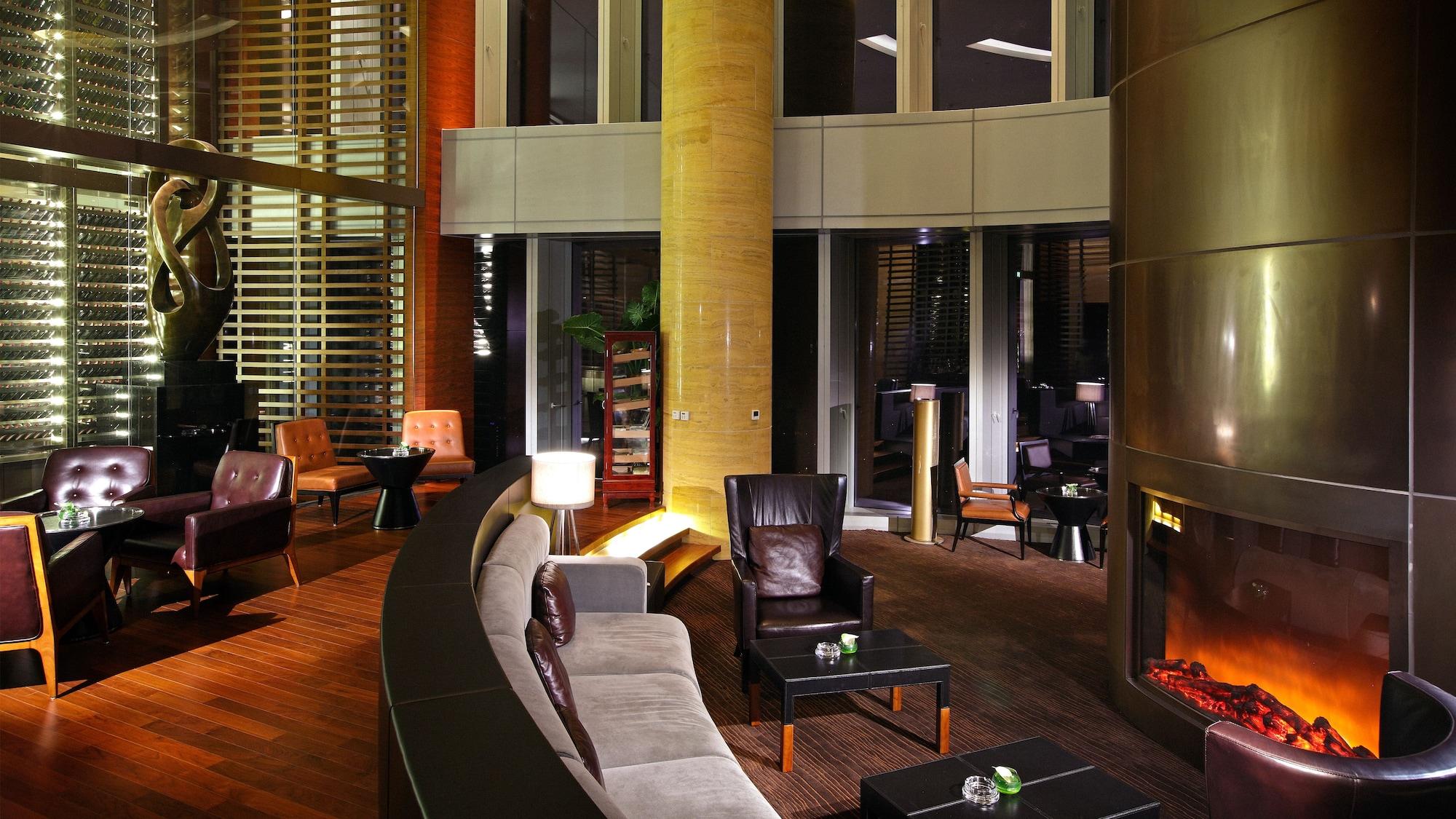 Bar/Salón InterContinental Nanjing by IHG
