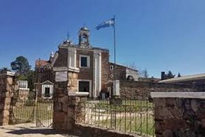Actividad - Colonia Caroya por Camino del Cuadrado y La Falda