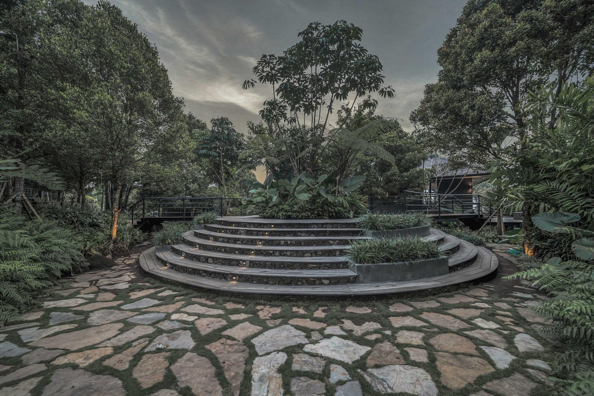 Vista Lobby Munduk Cabins by Desa Hay