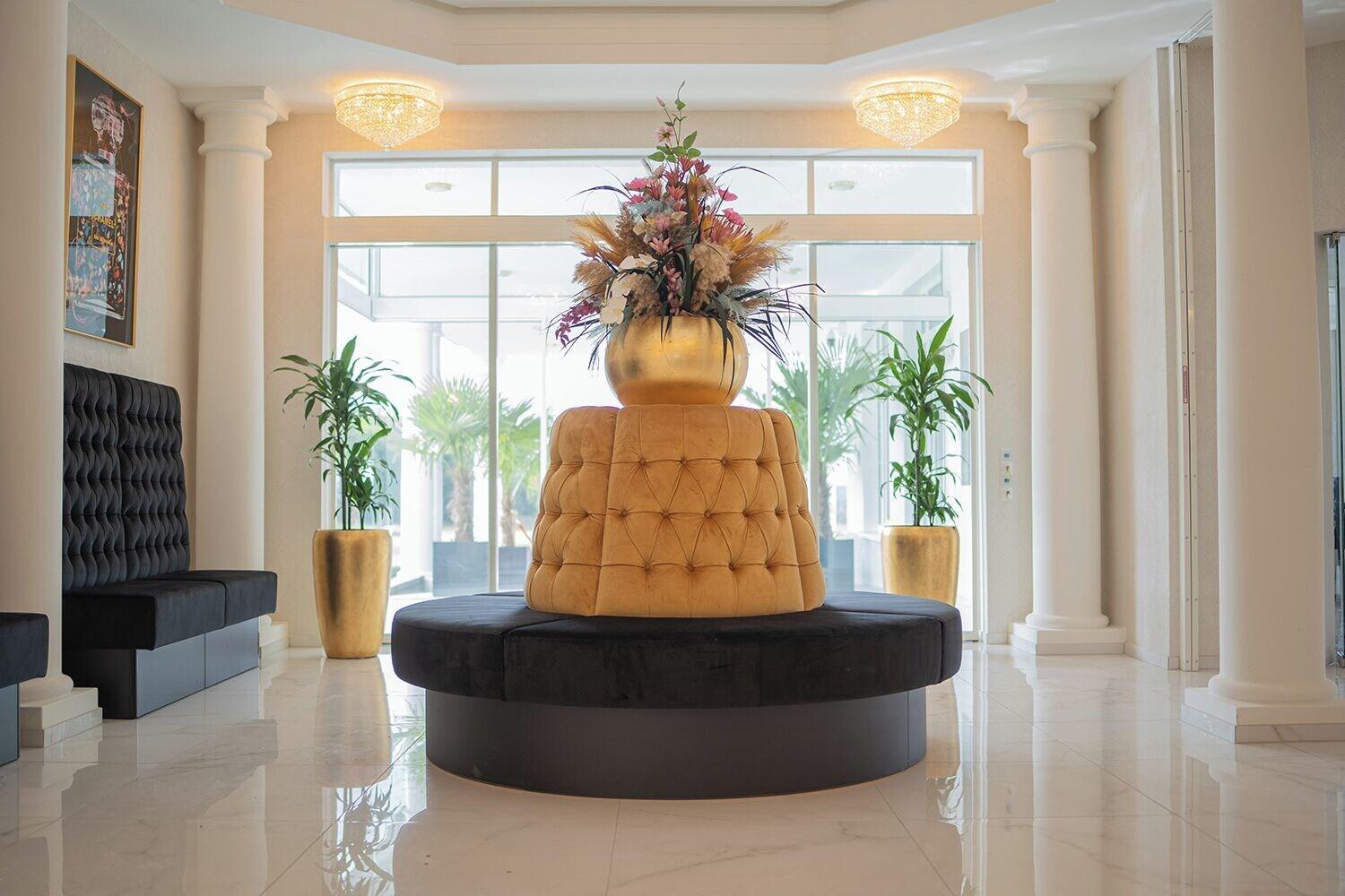 Vista Lobby Villaggio Hotel