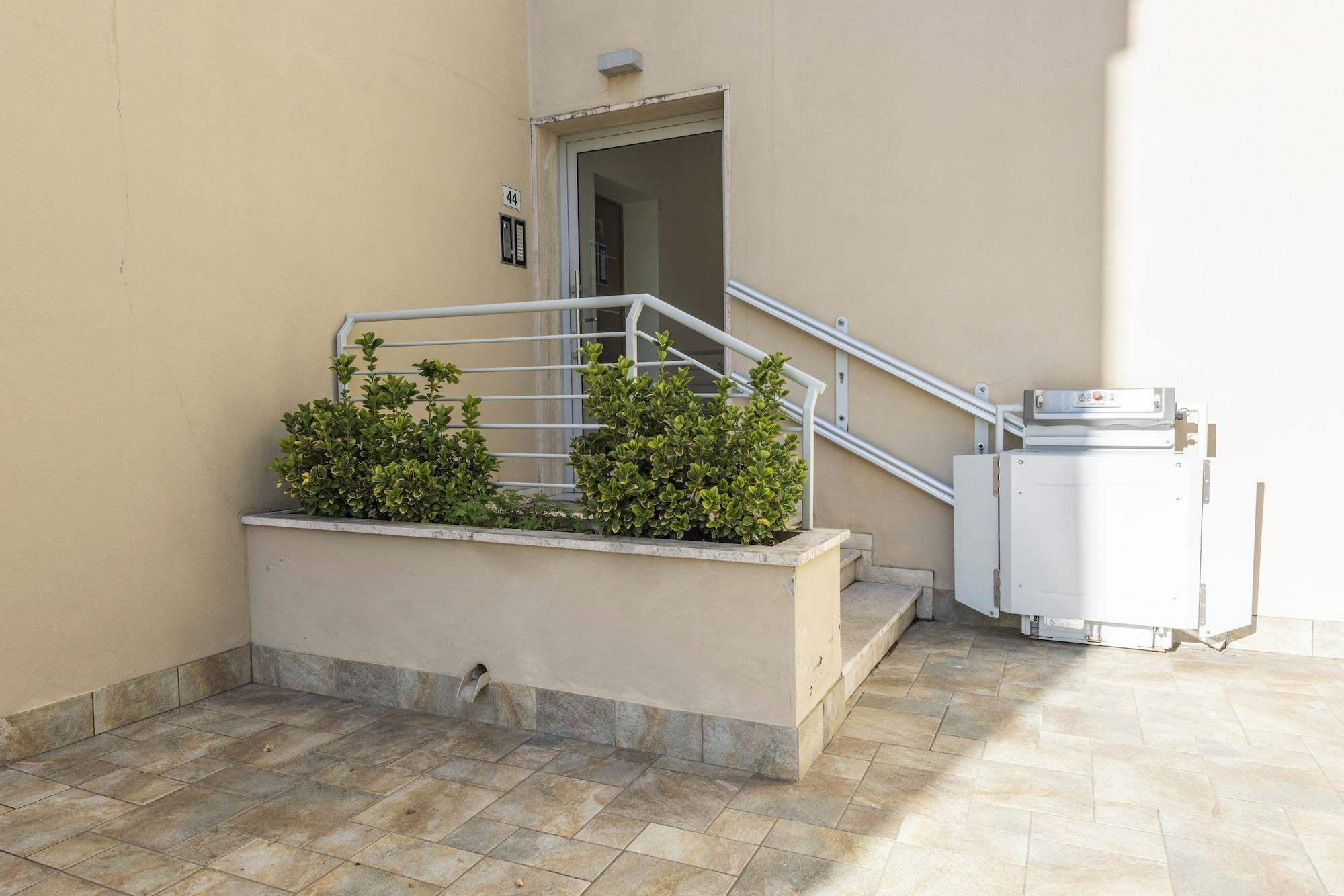 Vista Exterior Pindemonte Garden by MMega
