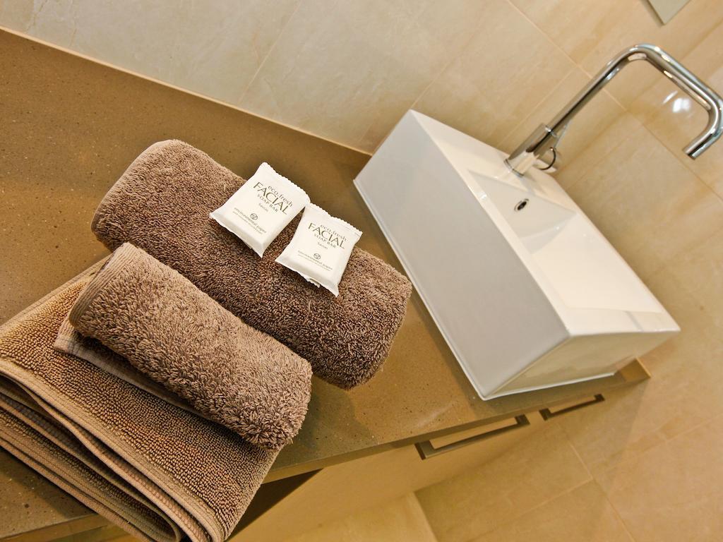 Set de Habitación River City Motel
