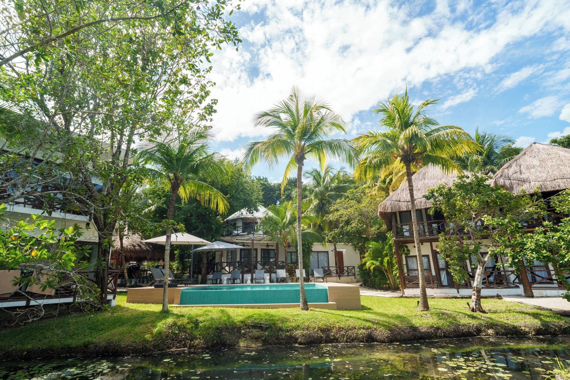Vista Exterior Azulea Bacalar Hotel & Spa - Lagoon Front
