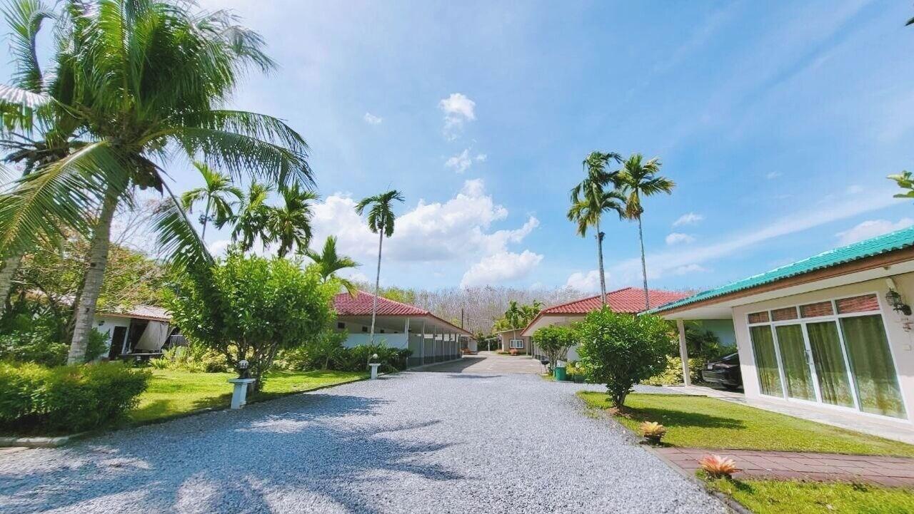 Vista Lobby Prangthong Garden Home