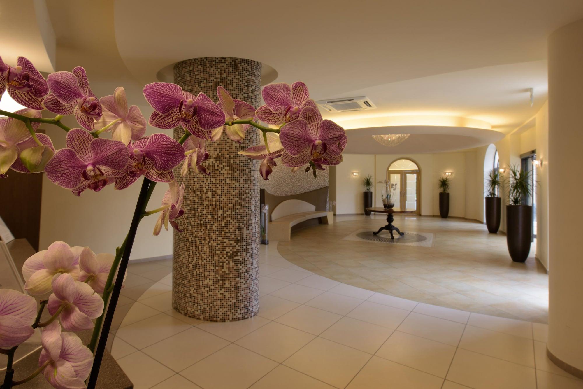 Vista Lobby San Severino Park Hotel & SPA
