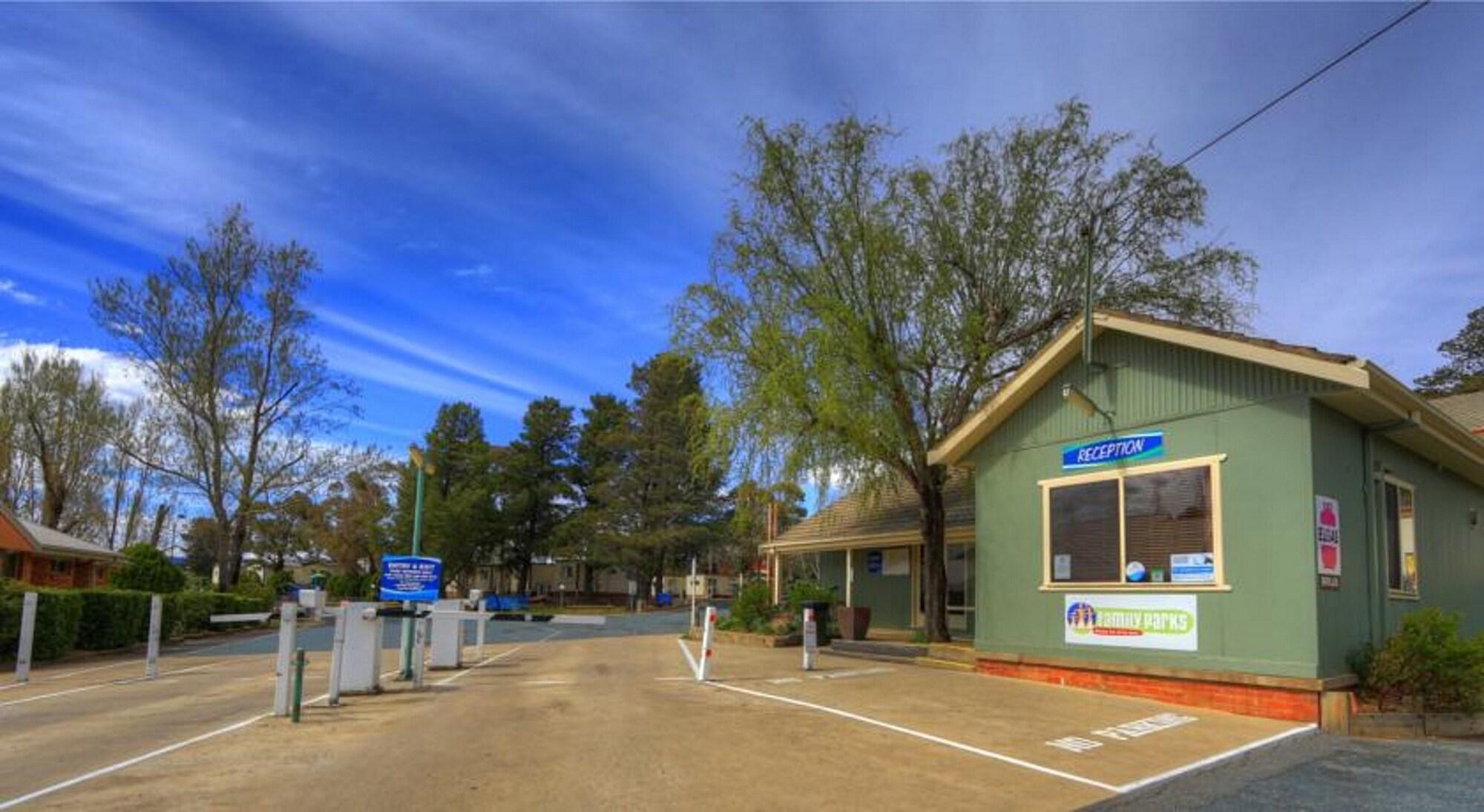 Vista Lobby NRMA Jindabyne Holiday Park