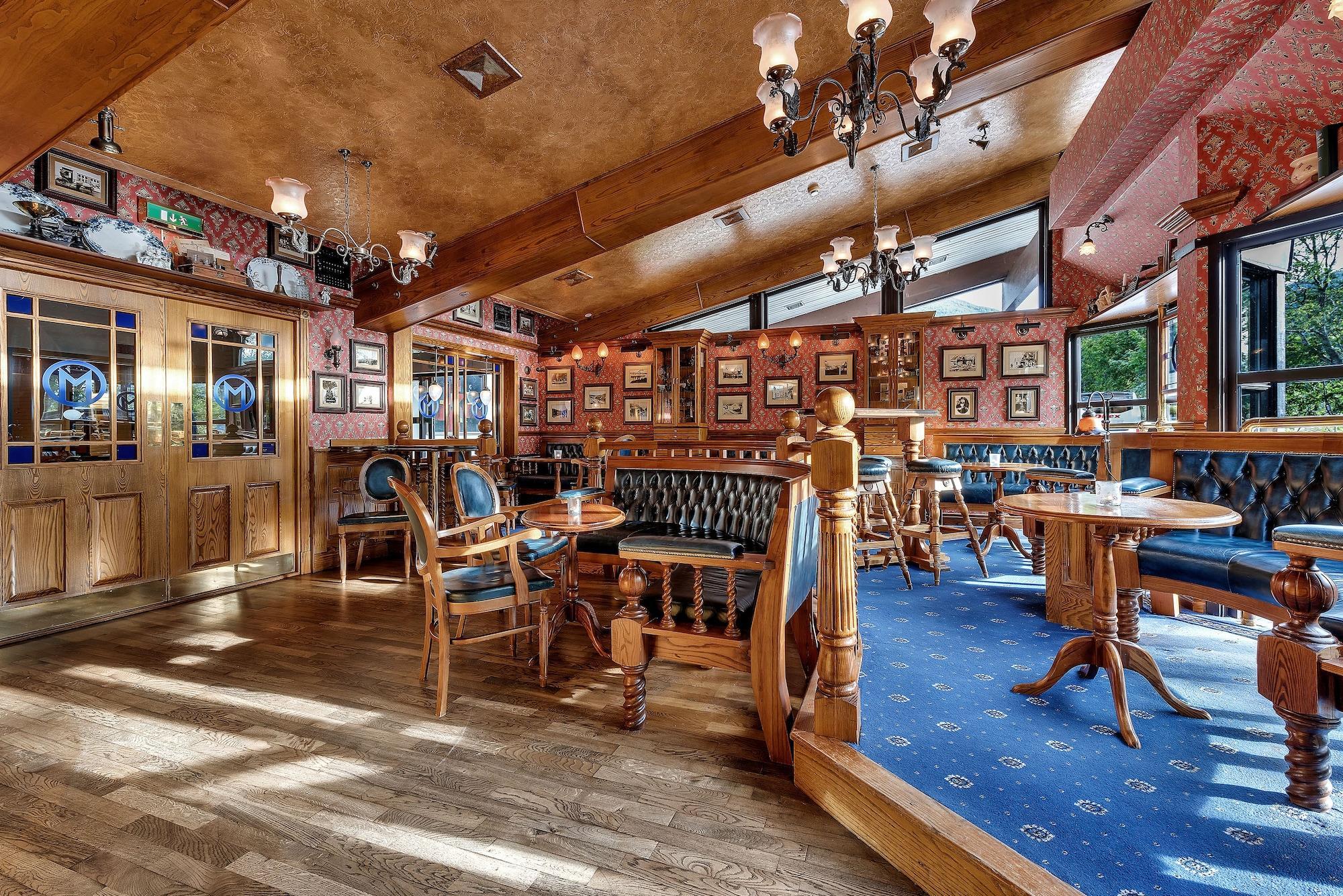Bar/Salón Nordfjord Hotell