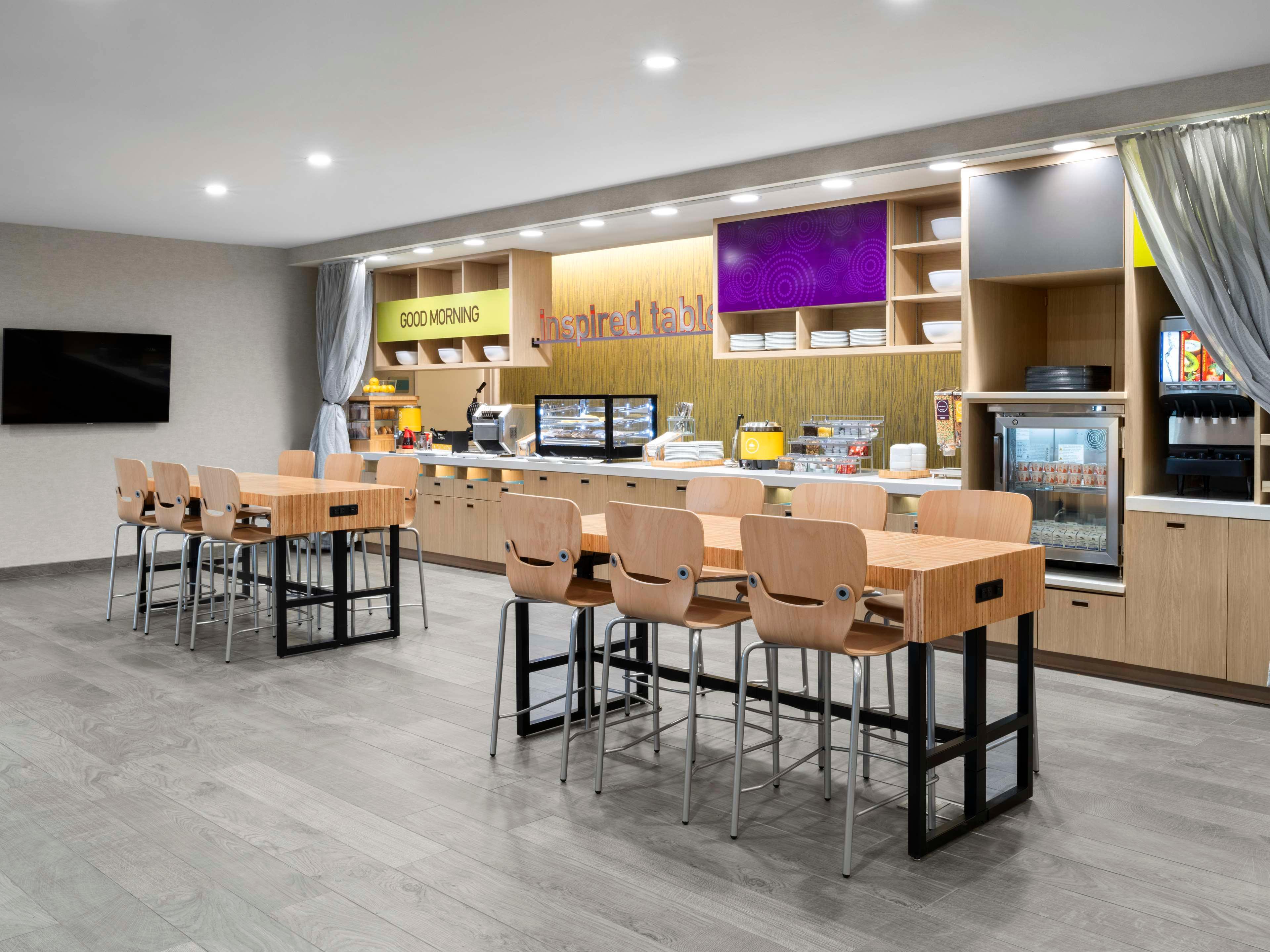 Restaurant Home2 Suites By Hilton Orlando South Davenport