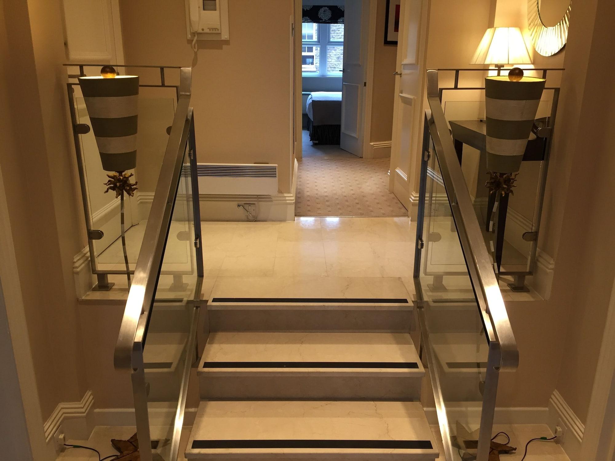 Vista Lobby Beaufort House - Knightsbridge