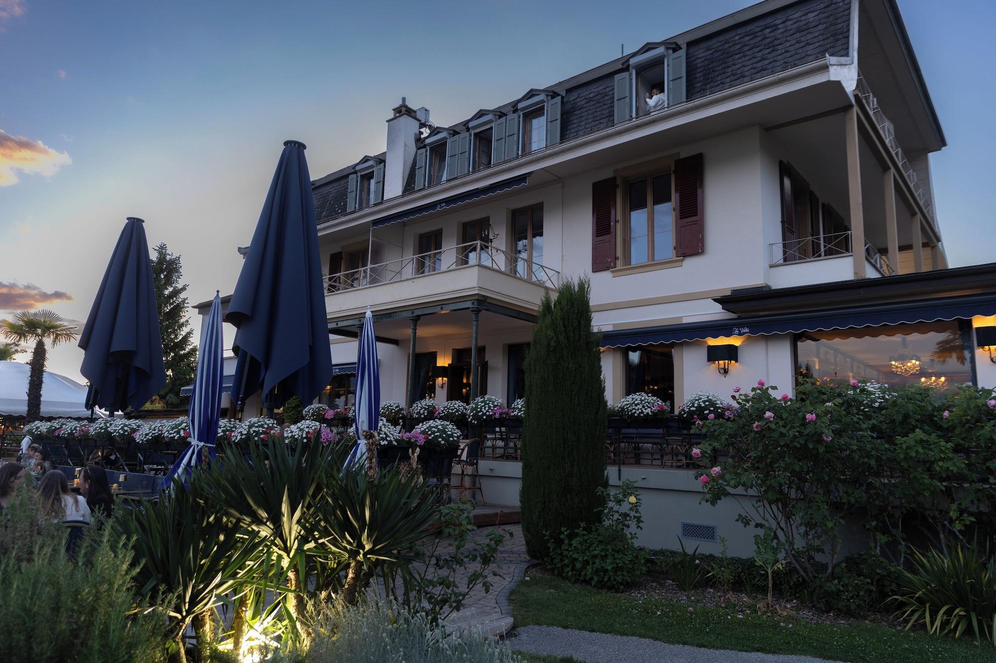 Vista Exterior La Villa