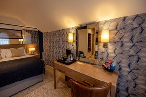 Alojamiento - Brisbane House Hotel