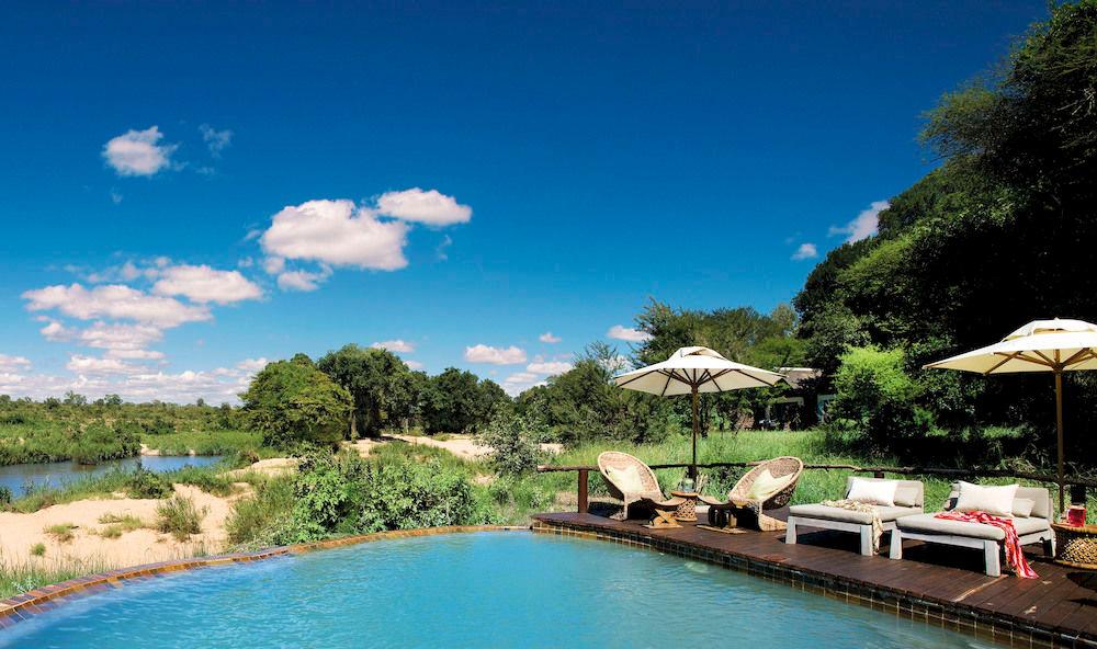 Vista Piscina Lion Sands River Lodge