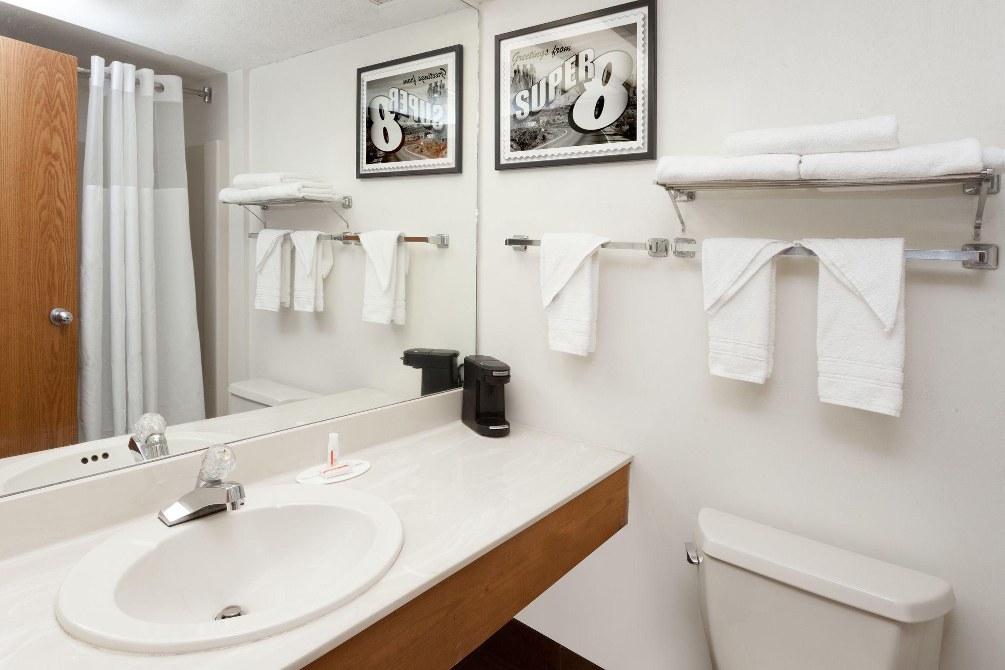Set de Habitación Super 8 by Wyndham Stevensville/St. Joseph