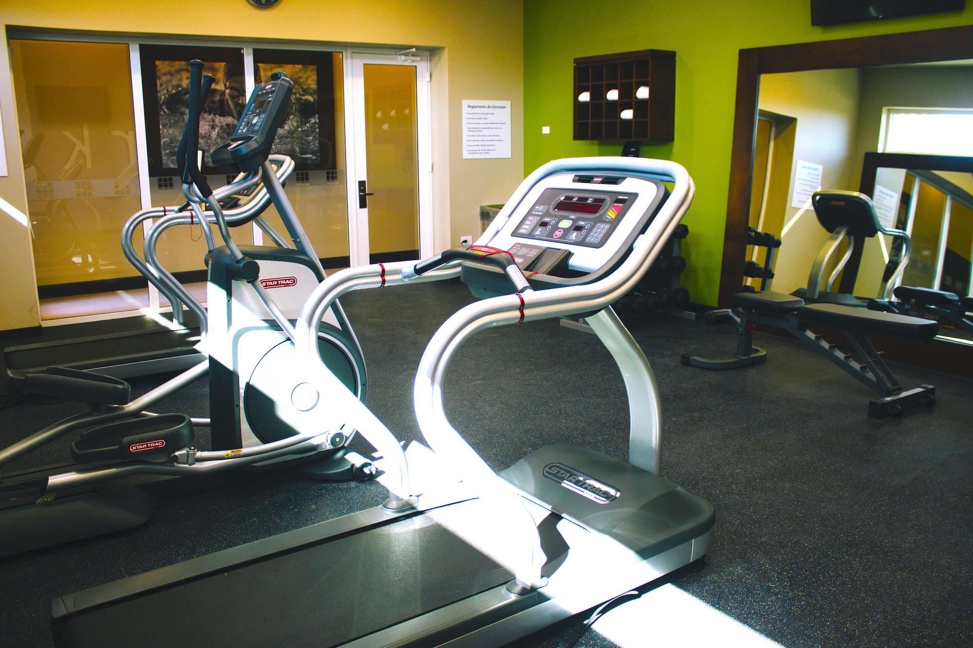 Gimnasio Holiday Inn Express & Suites Mexicali by IHG
