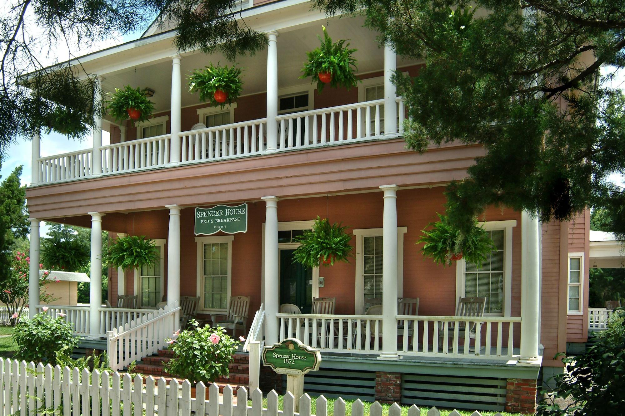 Vista Exterior Spencer House Inn Bed & Breakfast