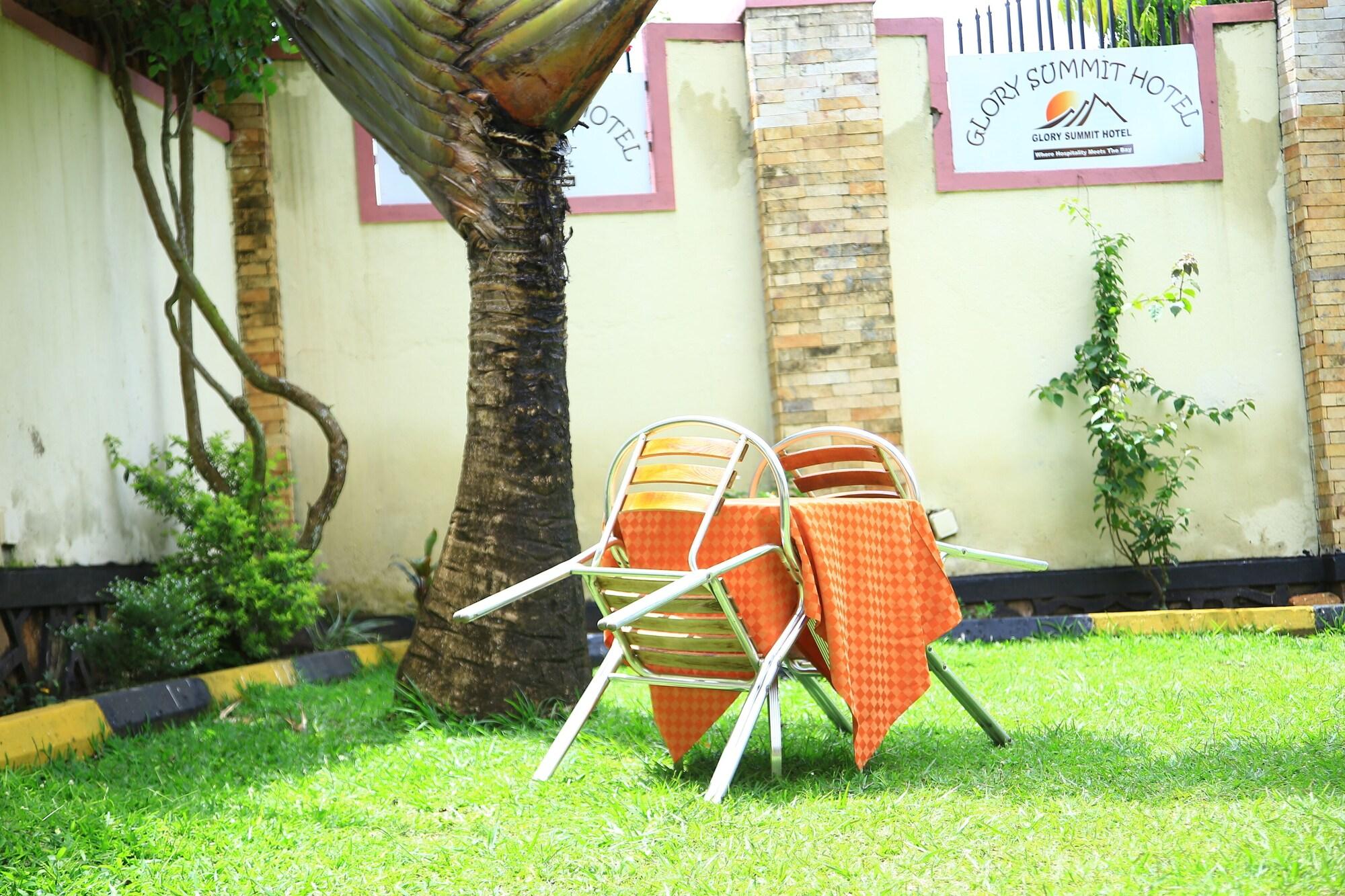 Equipamiento de Habitación GLORY SUMMIT HOTEL