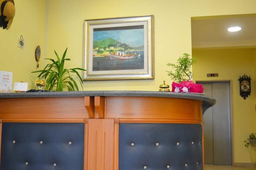 Vista Lobby Hotel Ivana