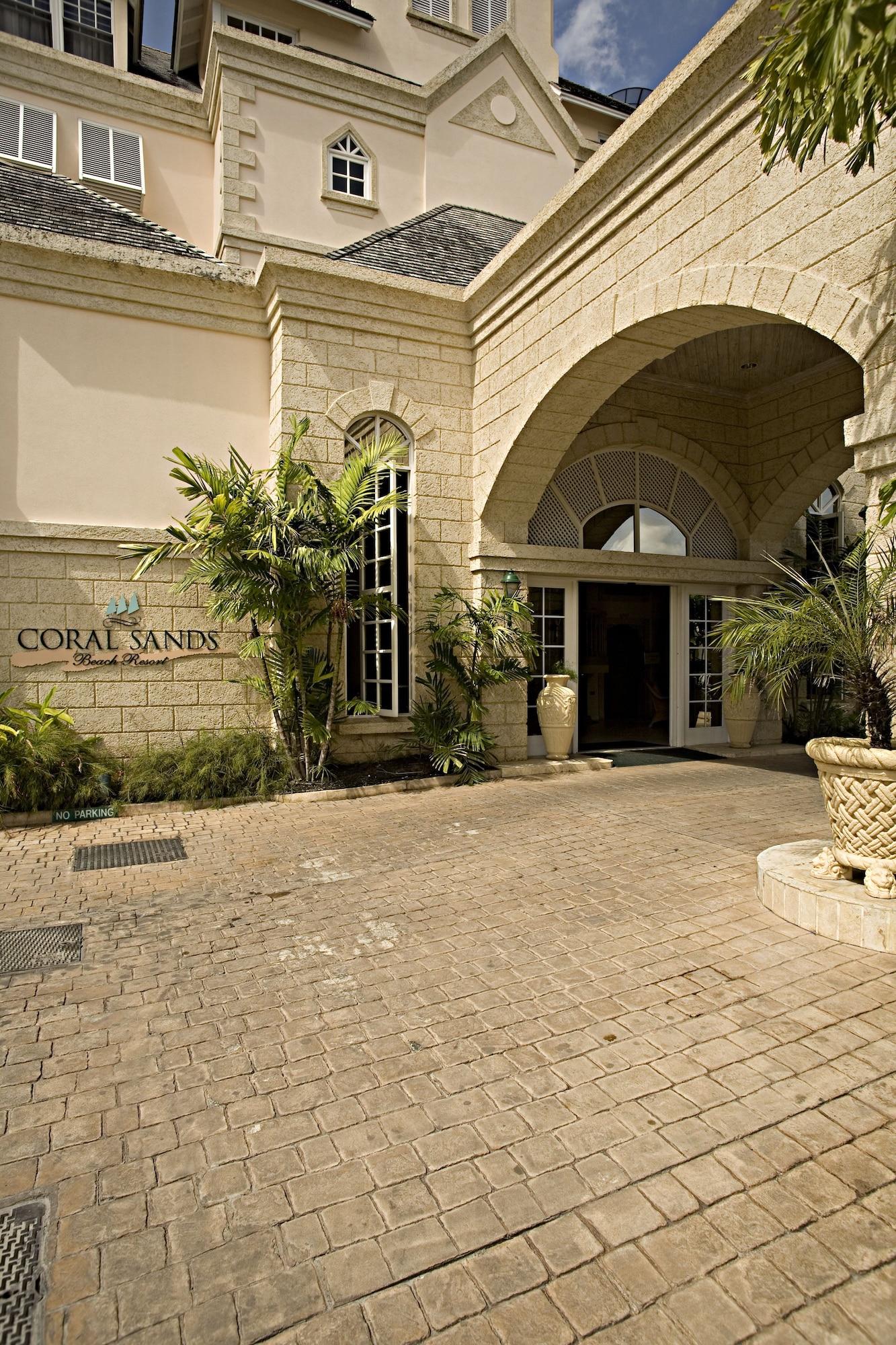 Vista Exterior Coral Sands Beach Resort