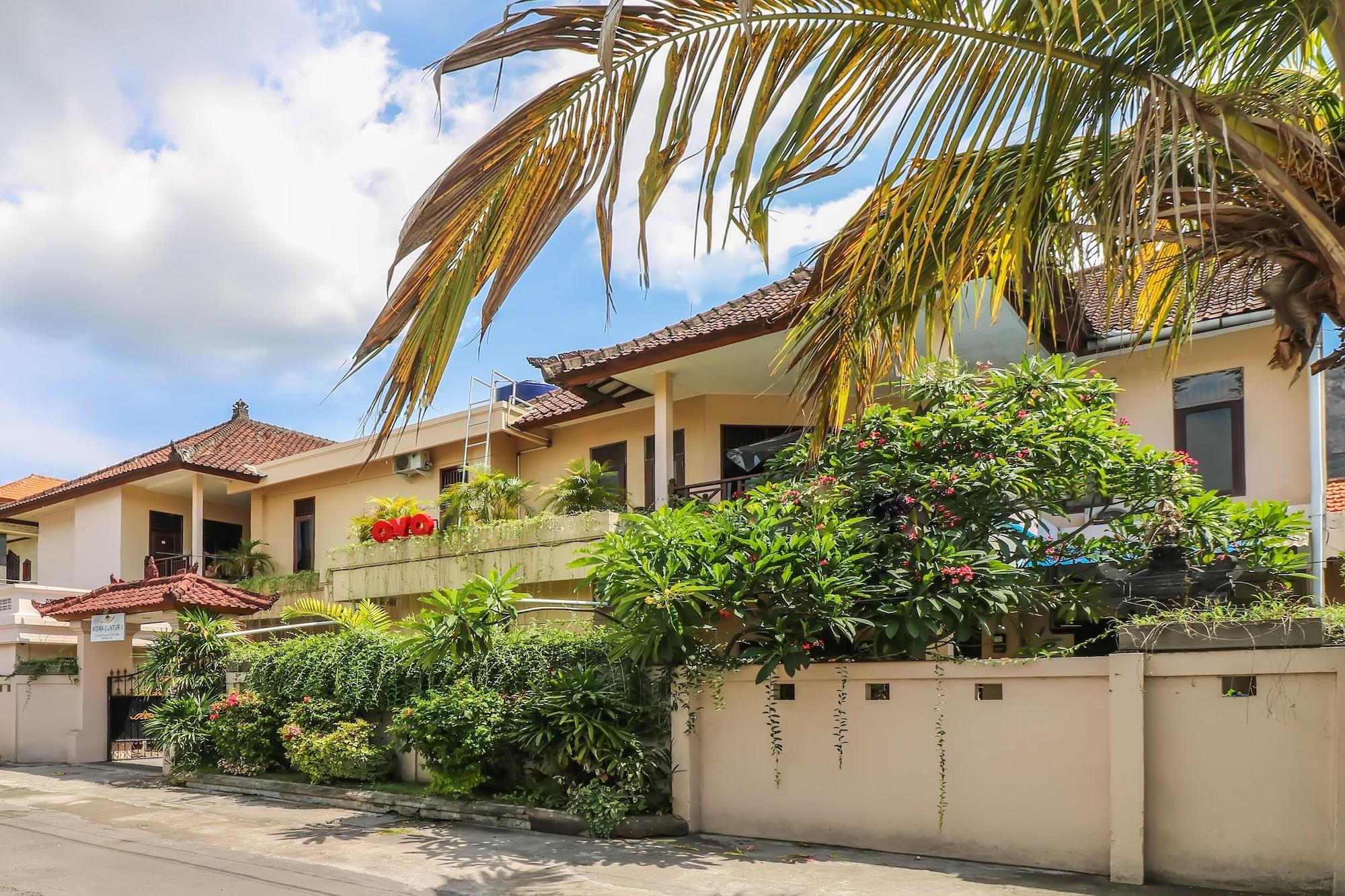 Vista Exterior OYO 2280 Wisma Guntur II