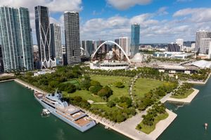 Alojamiento - The Crosby Miami Worldcenter