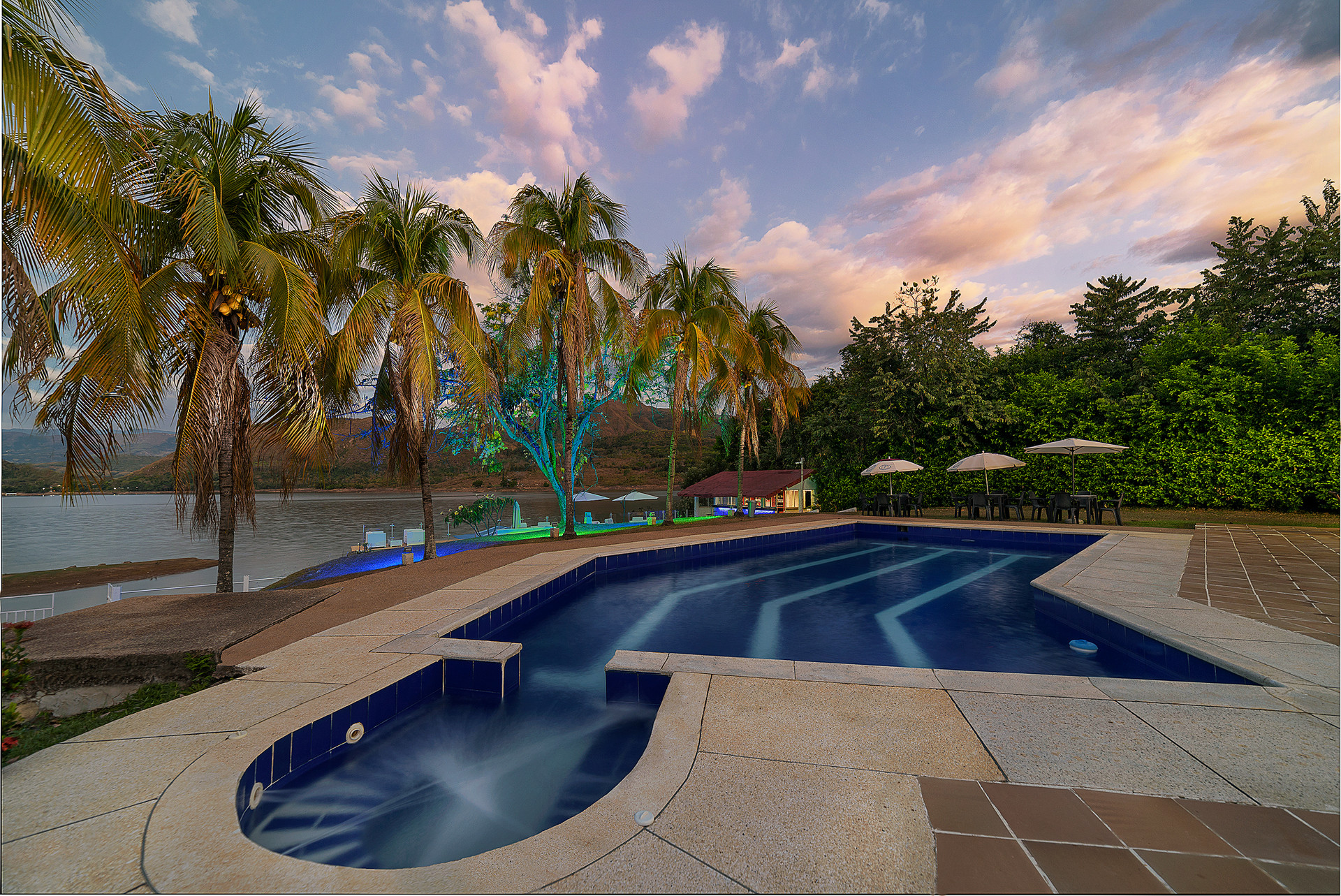 Vista Piscina Hotel San Marcelino de las Rosas