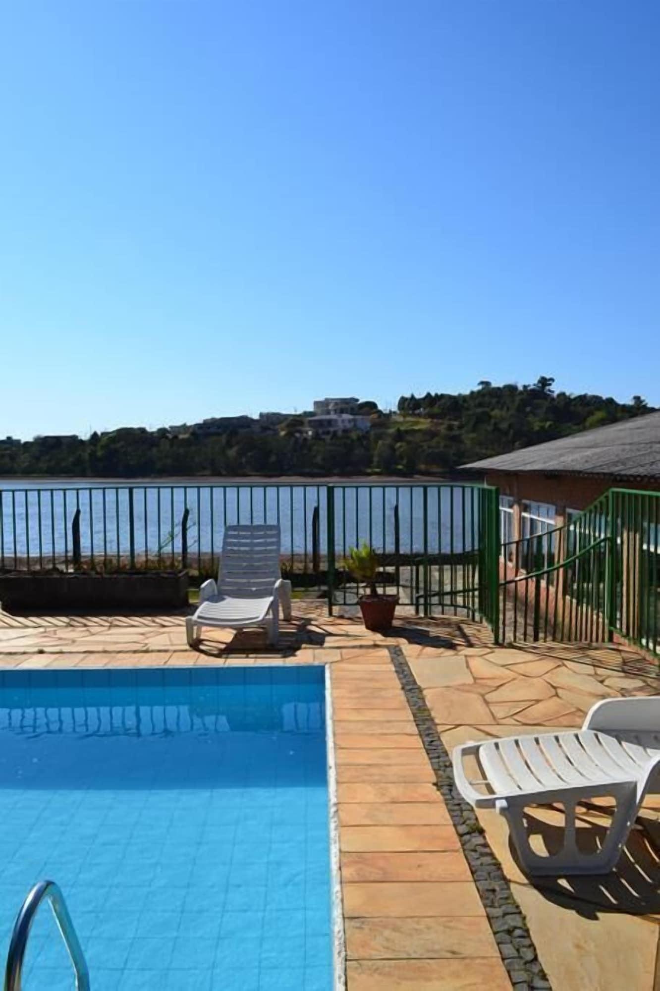 Vista Piscina Icarai Palace Hotel e Pousada