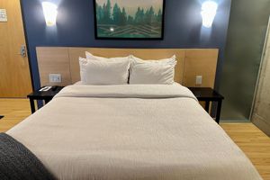Alojamiento - Hotel Le Dauphin Montreal Centre Ville