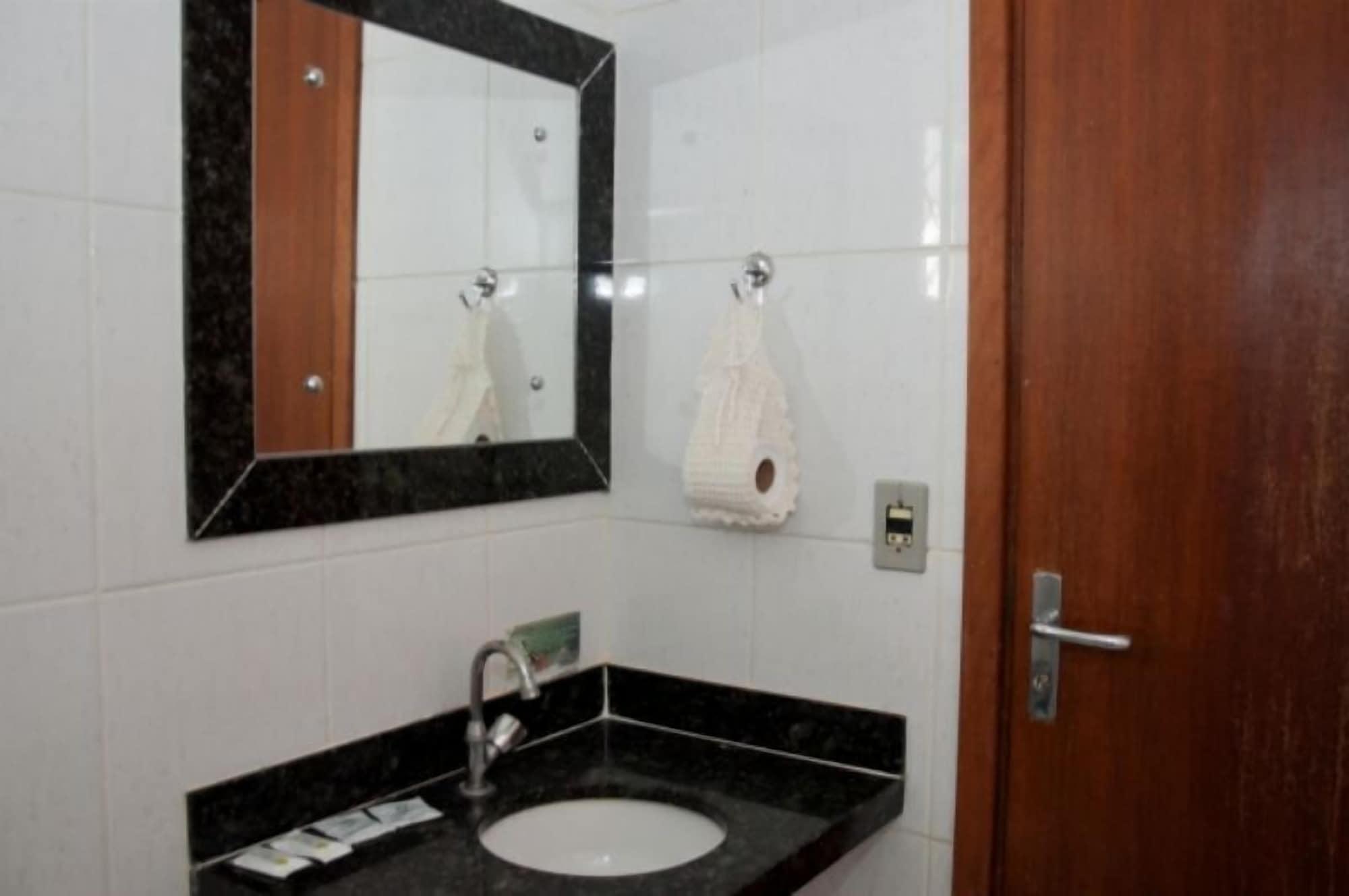 Equipamiento de Habitación Hotel Carolina II