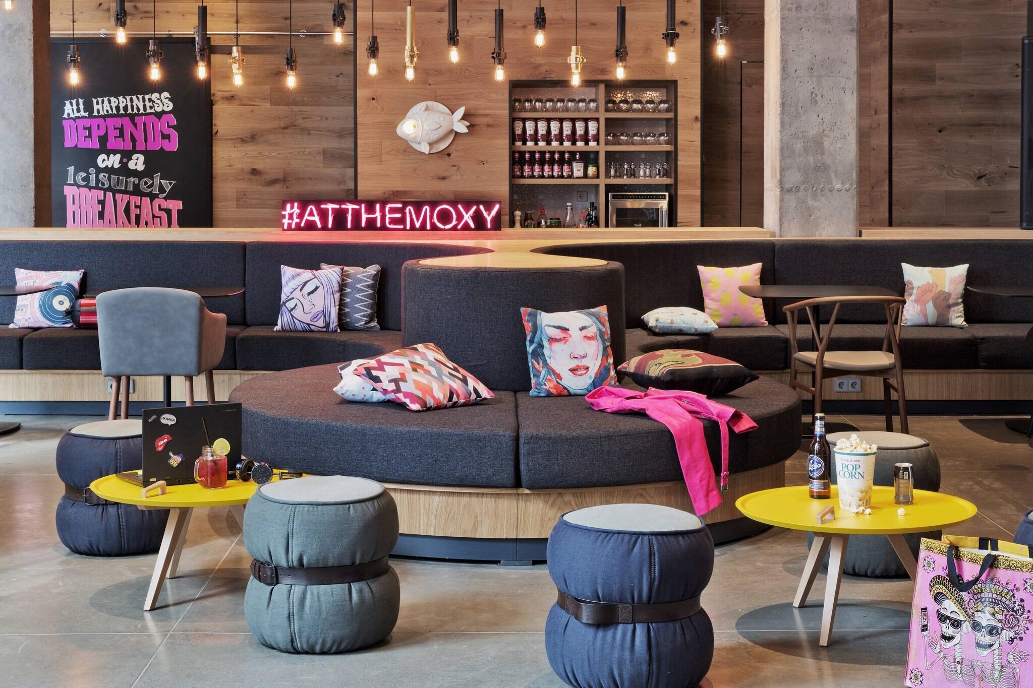 Vista Exterior Moxy Tbilisi