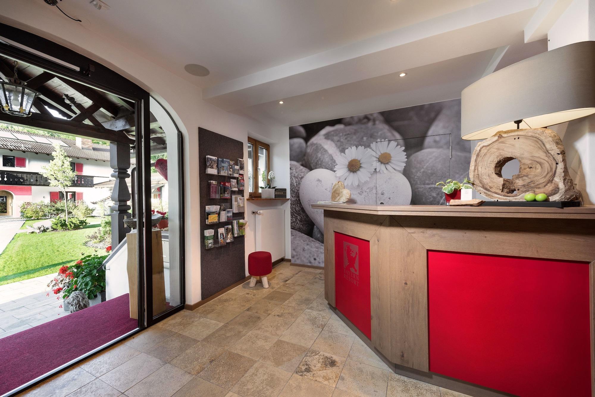 Vista Lobby Bayern Resort Hotel garni & Apartments
