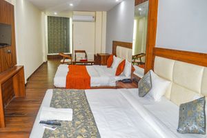 Alojamiento - Fabhotel The Golf Inn