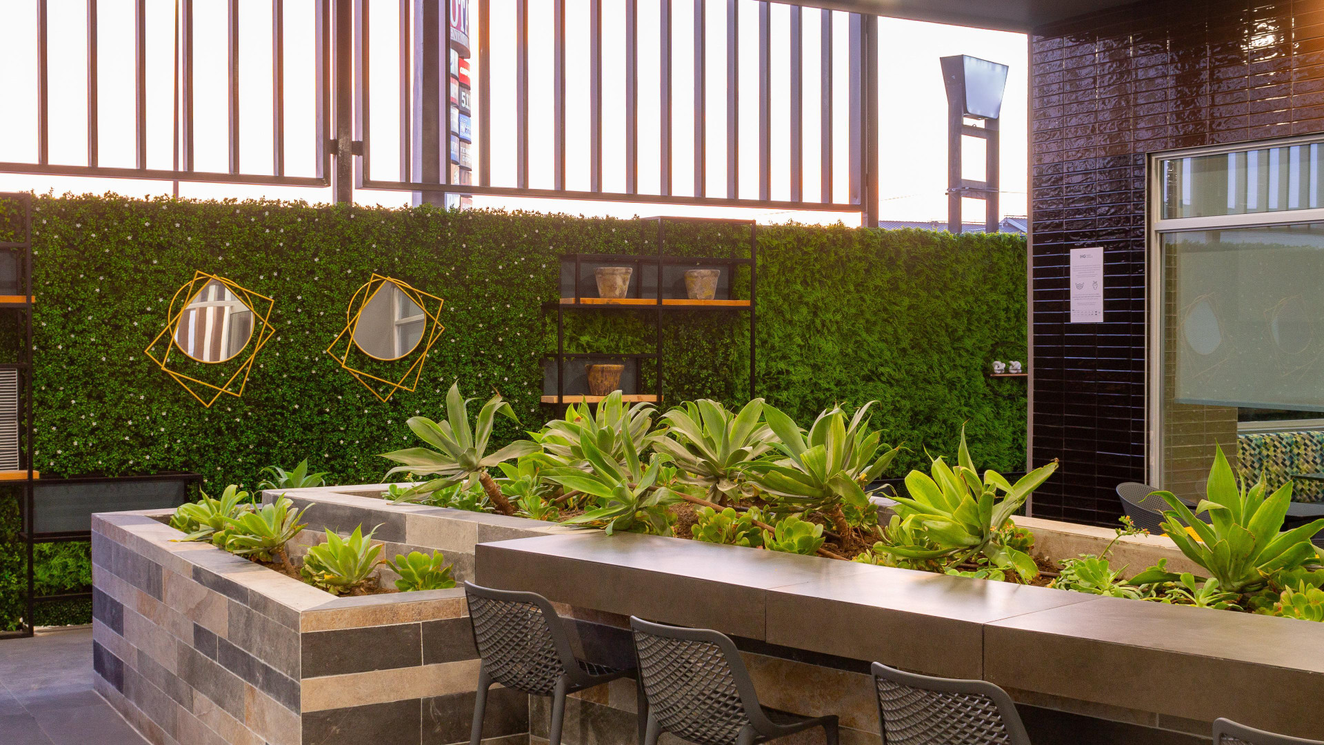 Vista Exterior Holiday Inn Express & Suites Tijuana Otay by IHG