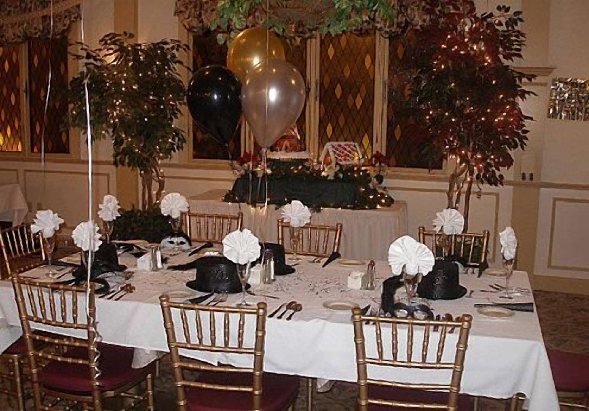 Restaurant ShoreWay Acres Inn & Cape Cod Lodging
