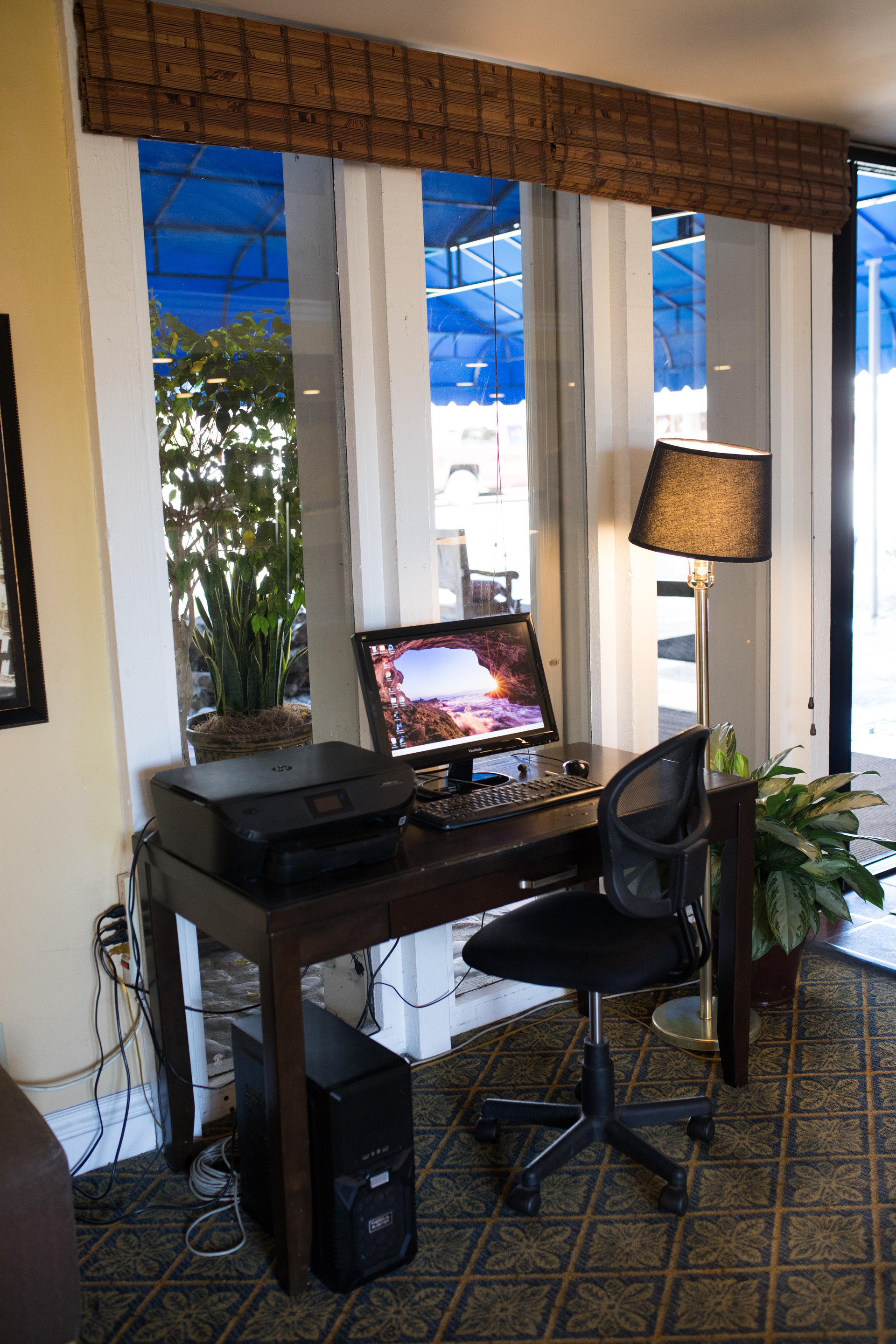 Vista Lobby Dana Point Marina Inn