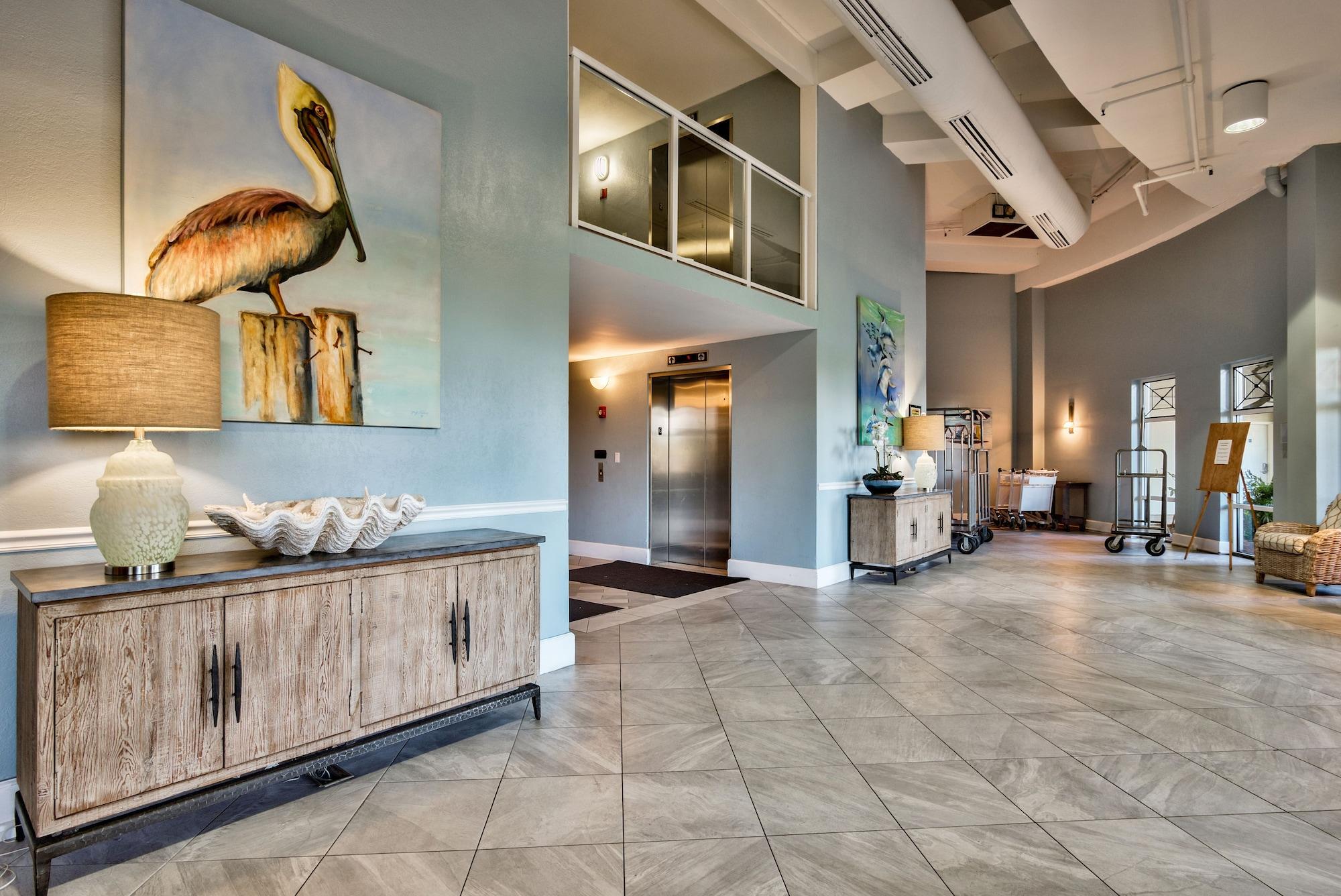 Vista Lobby Pelican Beach Resort by Colasan