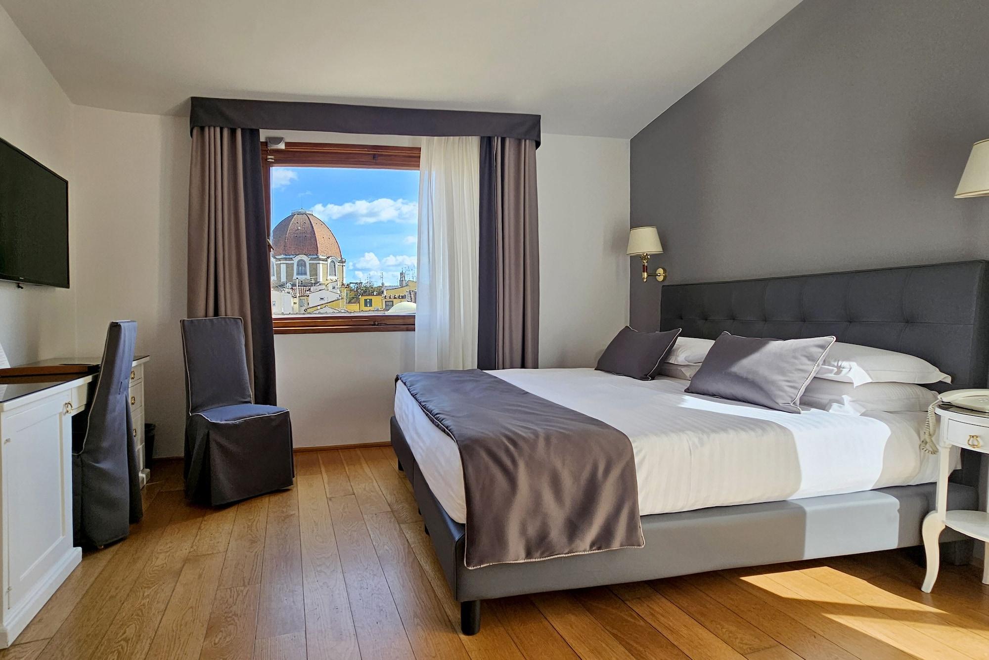 Varios Hotel Atlantic Palace
