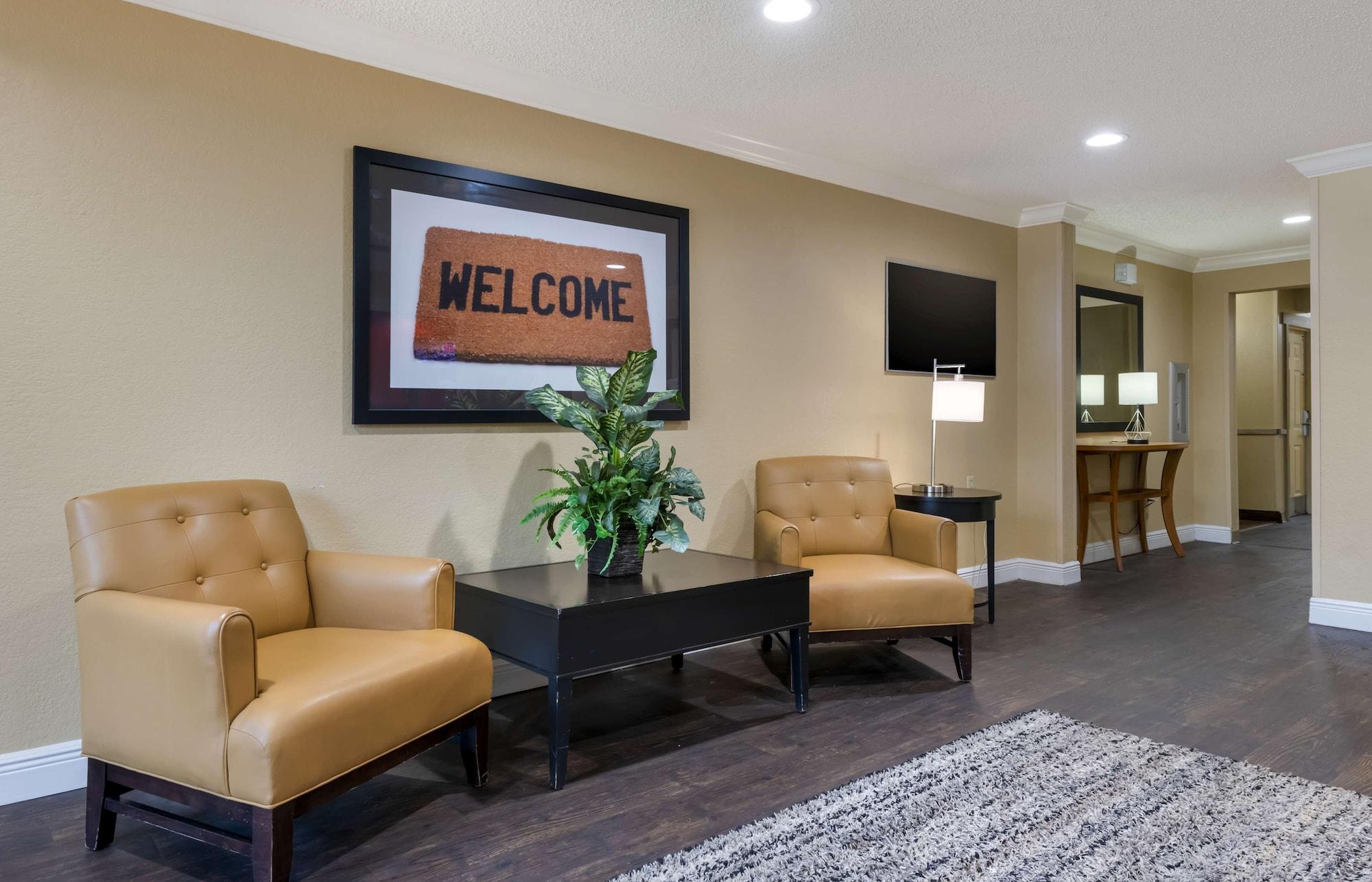 Vista Lobby Extended Stay America Suites Melbourne Airport