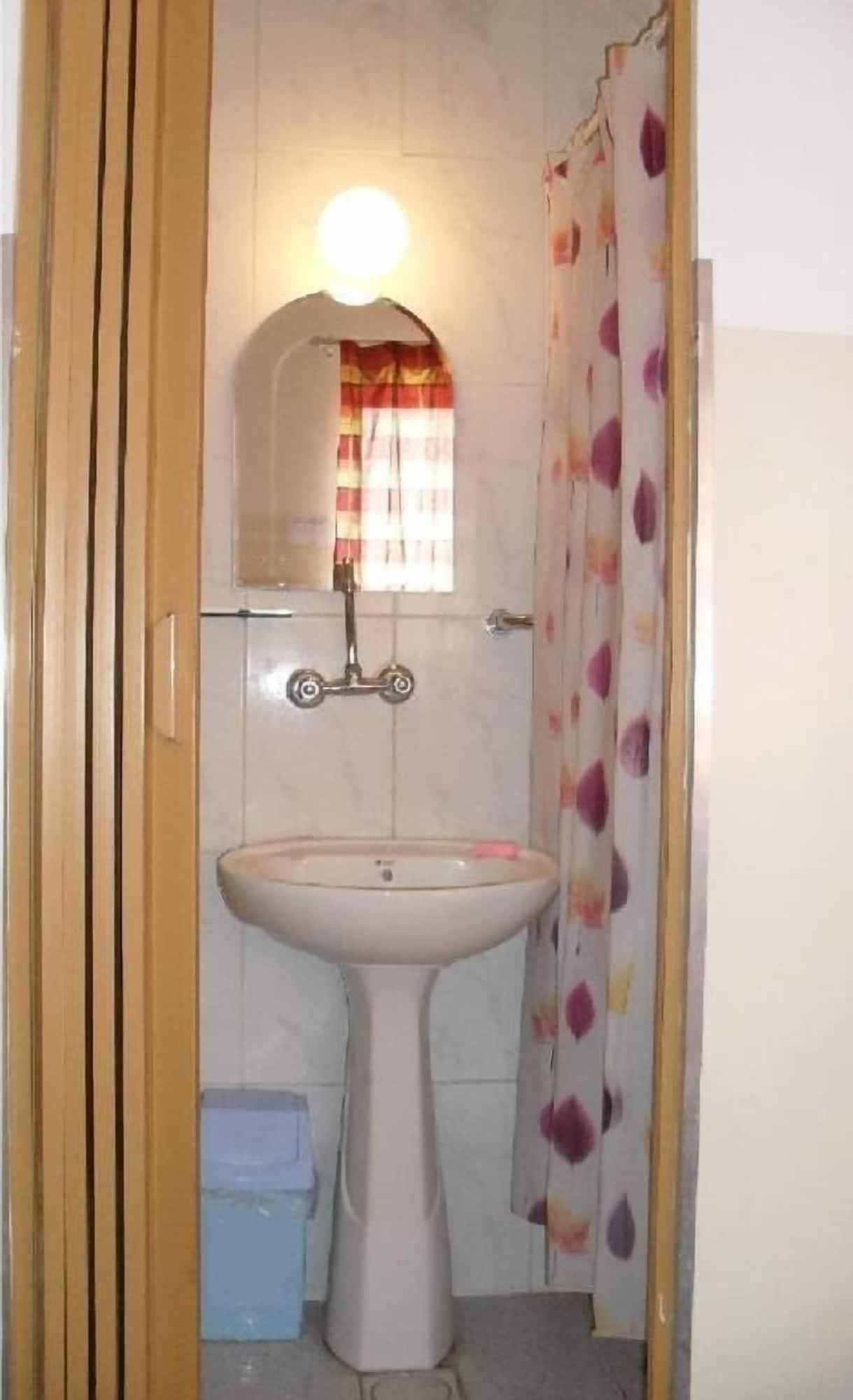 Equipamiento de Habitación Farah Hotel