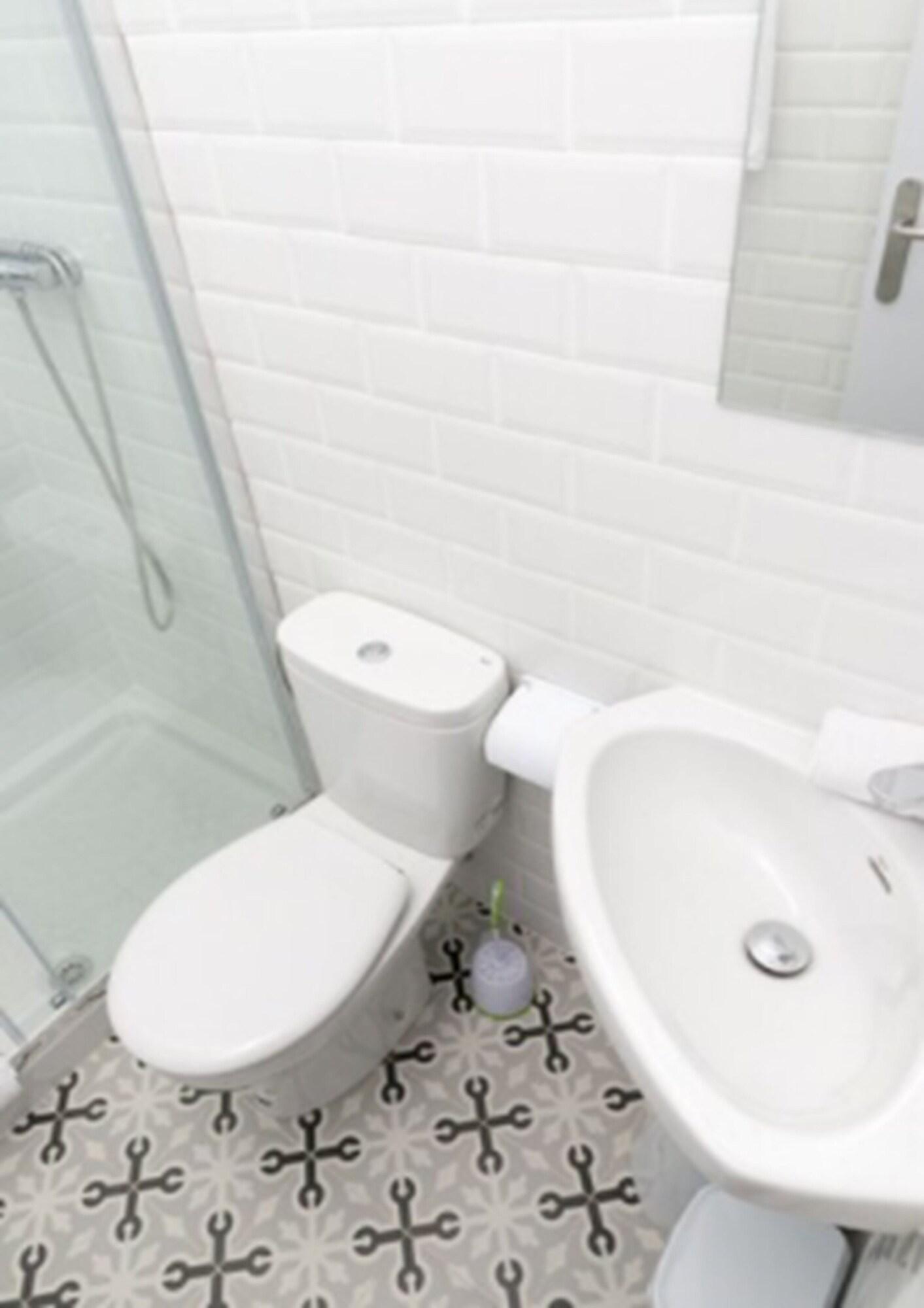 Equipamiento de Habitación NWT Central Station Valencia