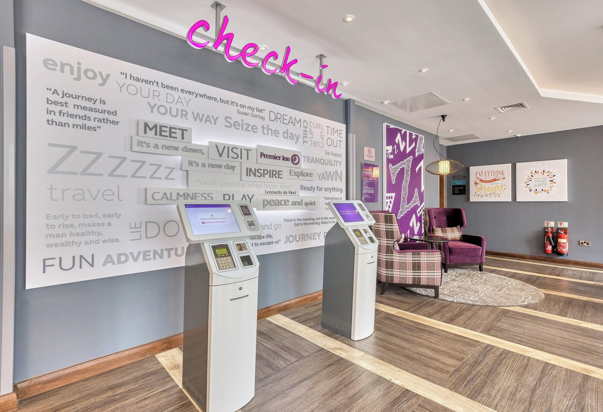 Vista Lobby Premier Inn London Hammersmith - Shepherds Bush Road