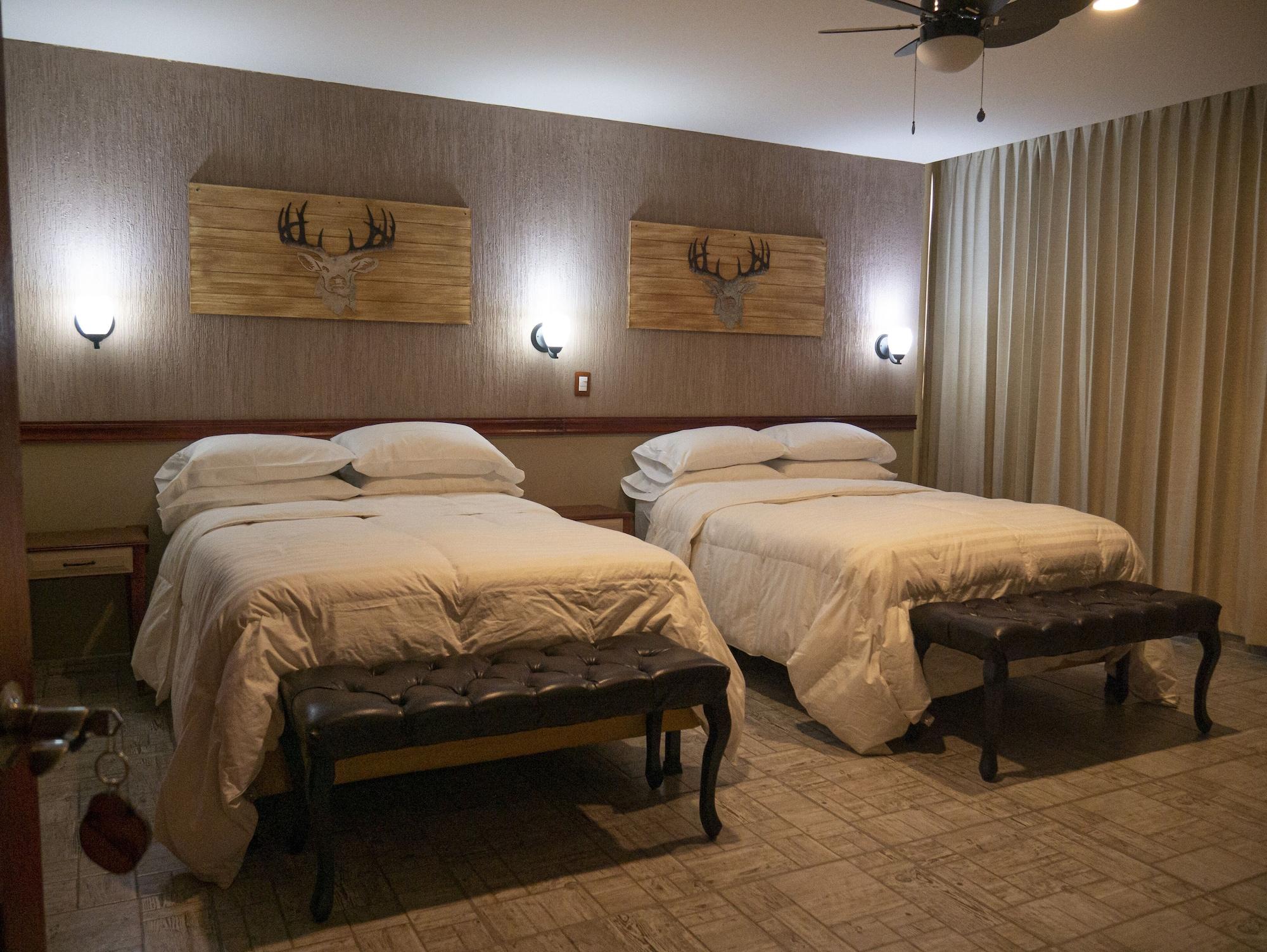 Varios Hotel el Cóndor