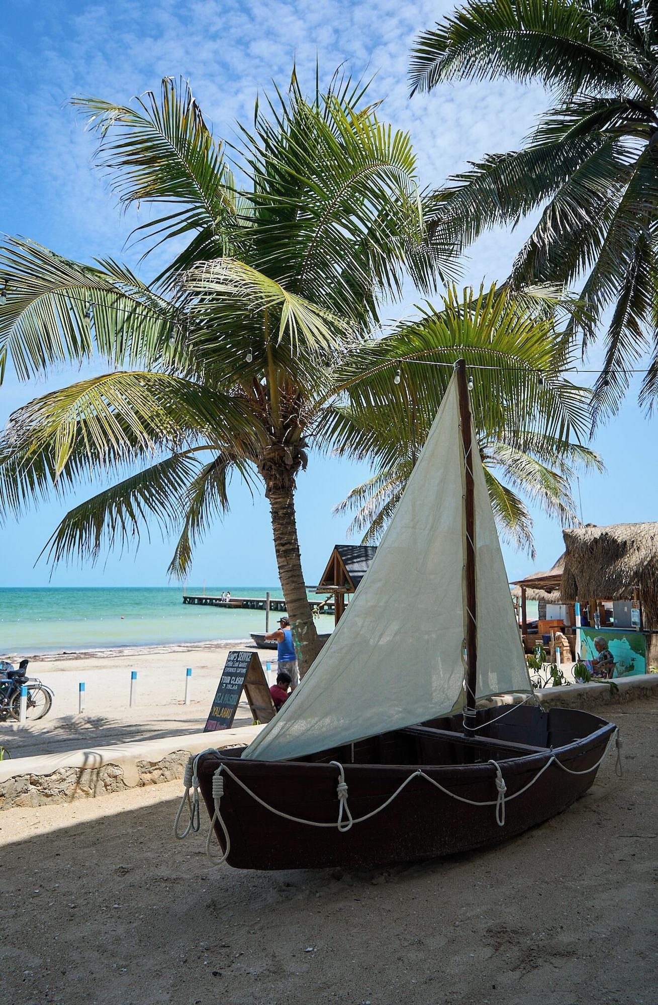 Varios El Faro Beach Front by ÓOL Hotels