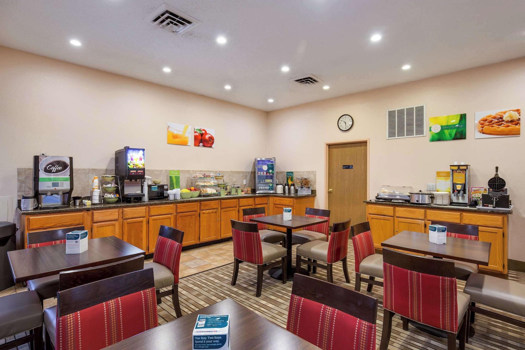 Restaurant Quality Inn I-70 Near Kansas Speedway