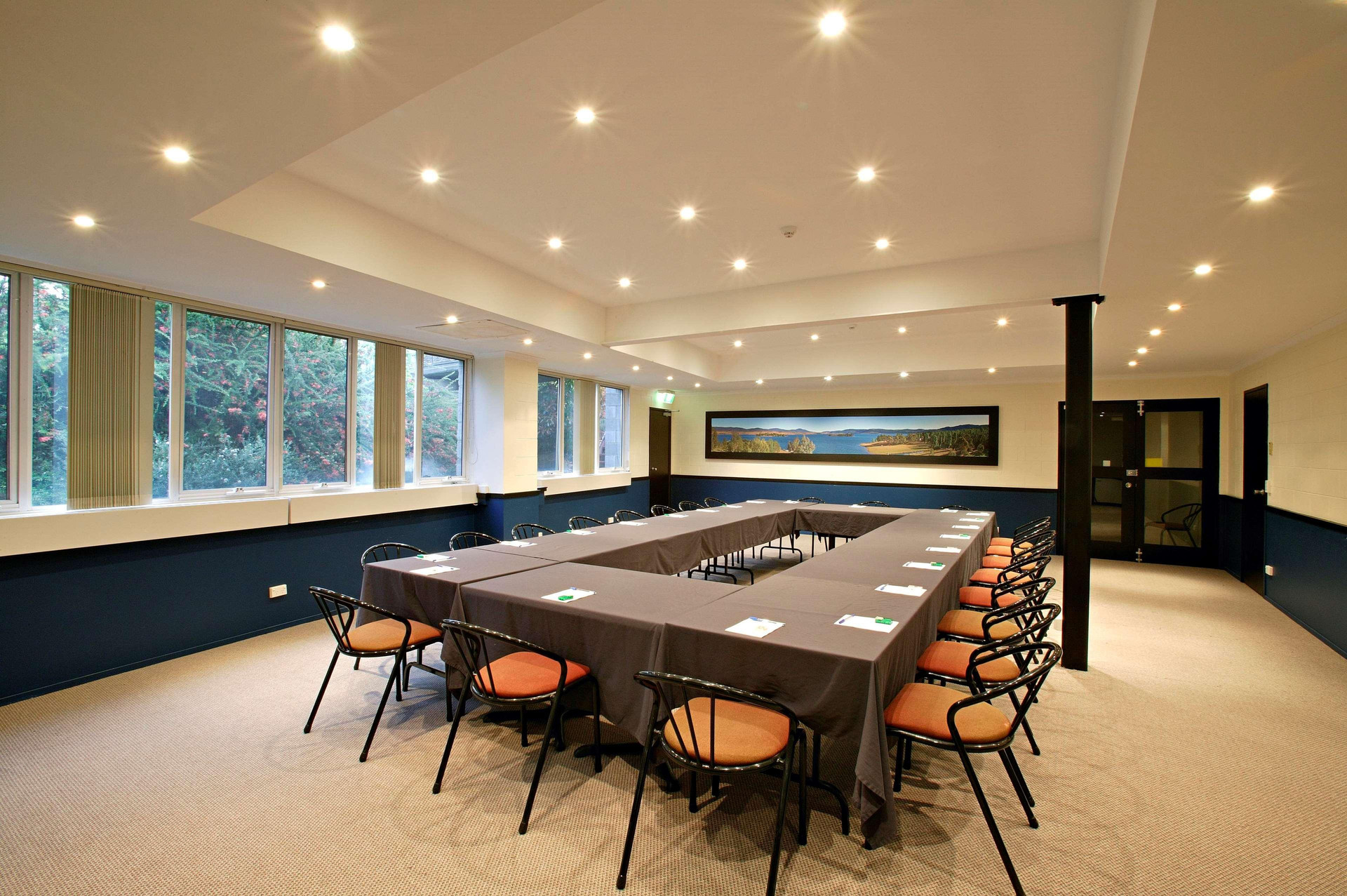 Centro de Negocios Rydges Horizons Snowy Mountains