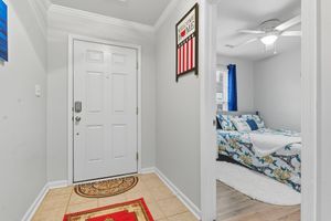 Alquiler Vacacional - Entire home in prime Raleigh with community pool, dog park and golf course