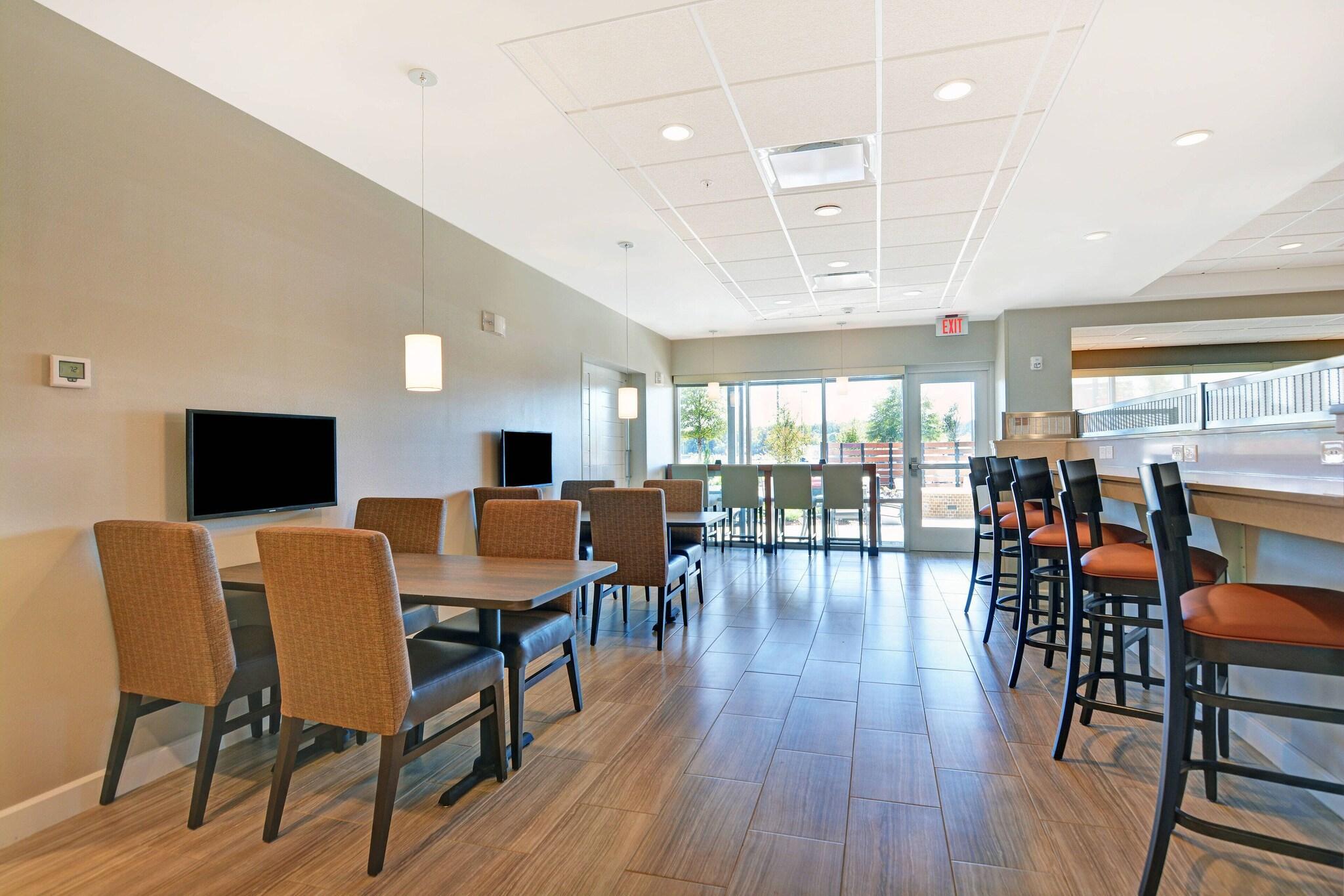 Vista Lobby TownePlace Suites by Marriott Jackson Airport/Flowood