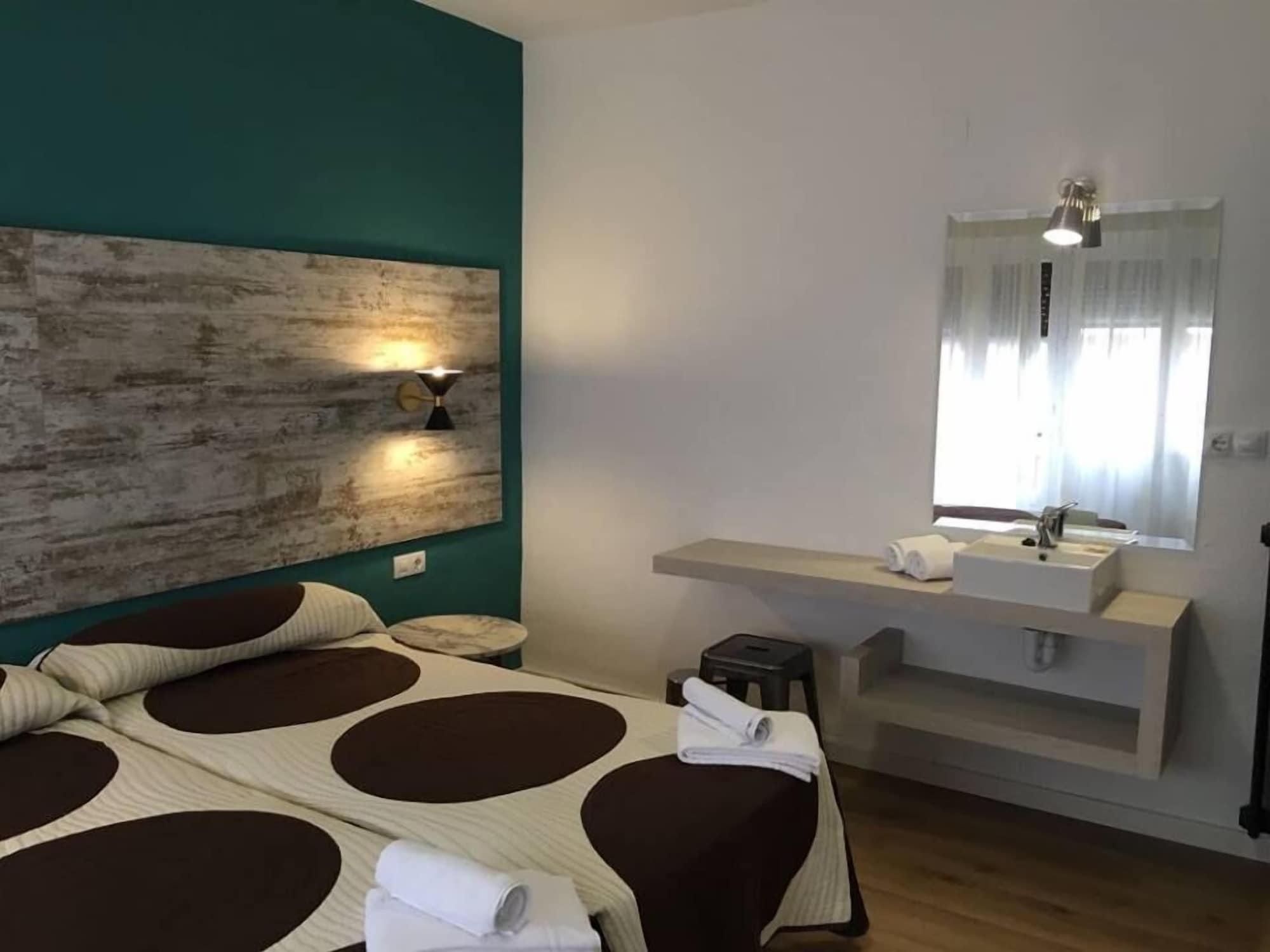 Varios Room Concept Hostel